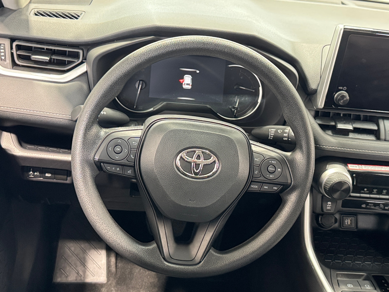 Thumbnail: 2025 Toyota RAV4 - 5