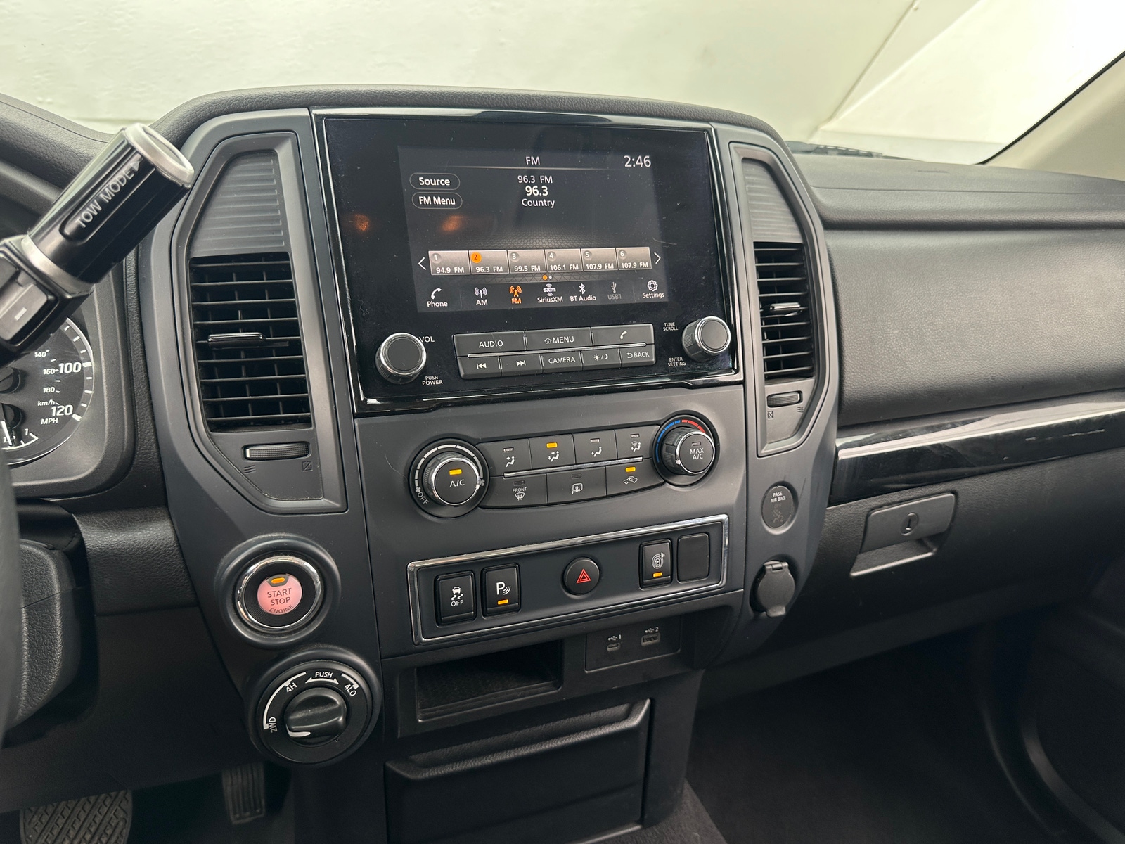 Thumbnail: 2023 Nissan Titan - 4