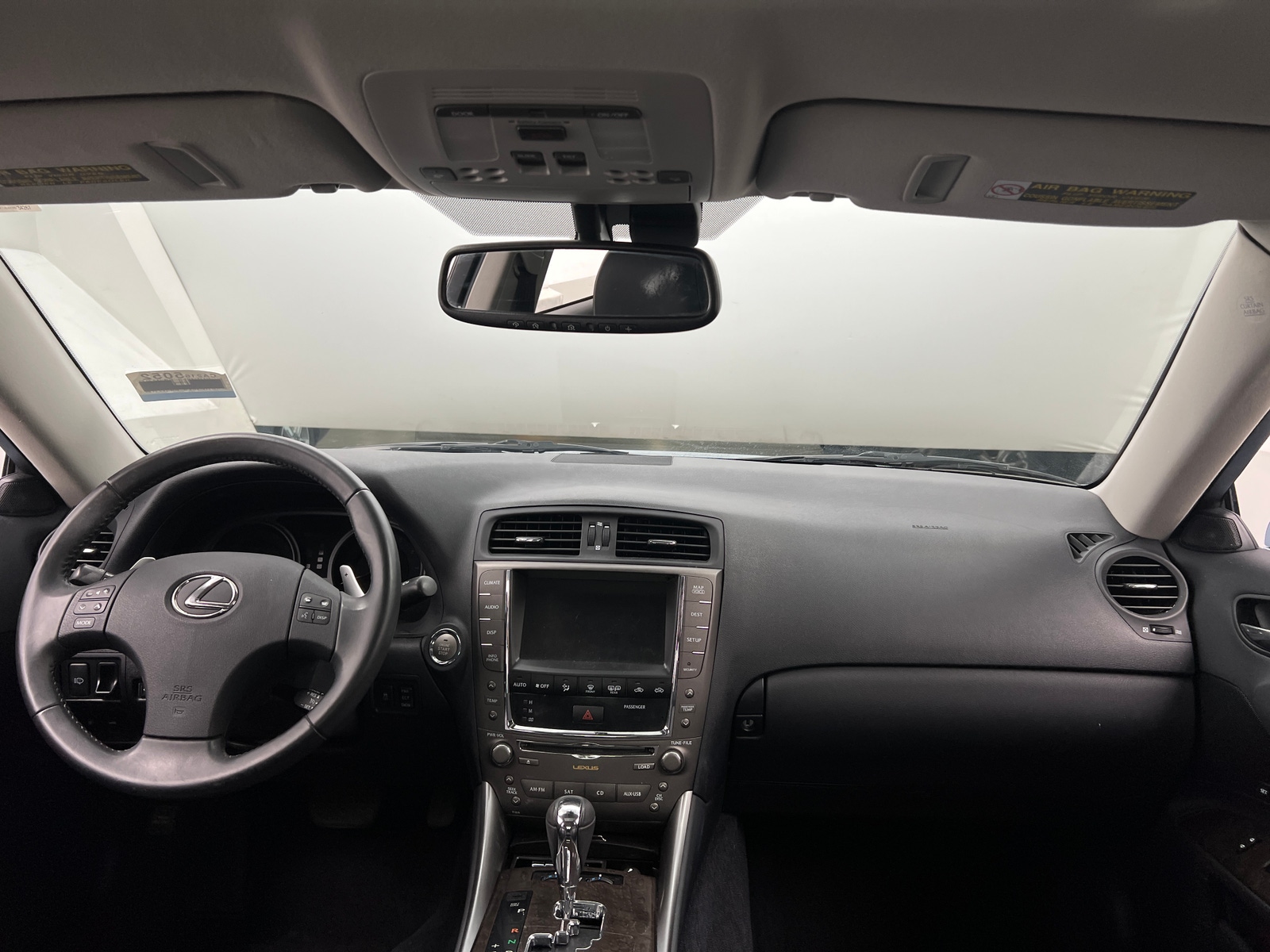 Thumbnail: 2010 Lexus IS - 2