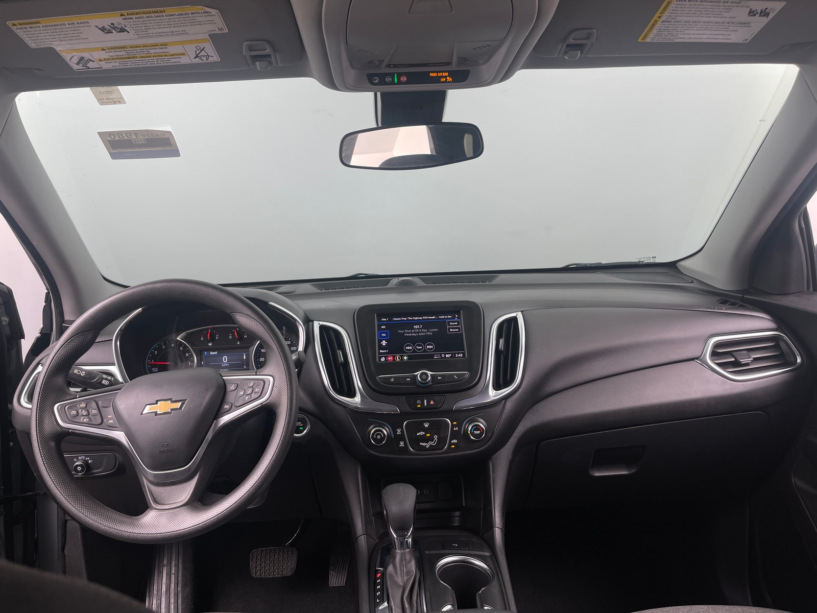 Thumbnail: 2023 Chevrolet Equinox - 3