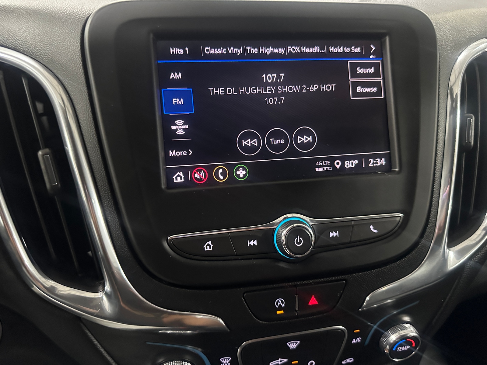 Thumbnail: 2023 Chevrolet Equinox - 4