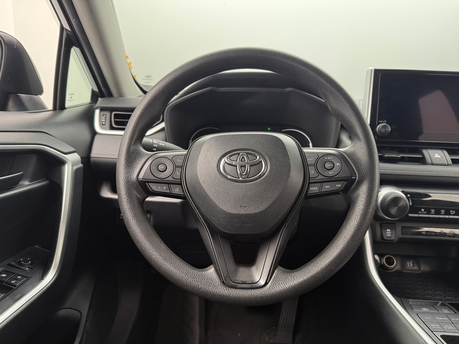 Thumbnail: 2024 Toyota RAV4 - 5