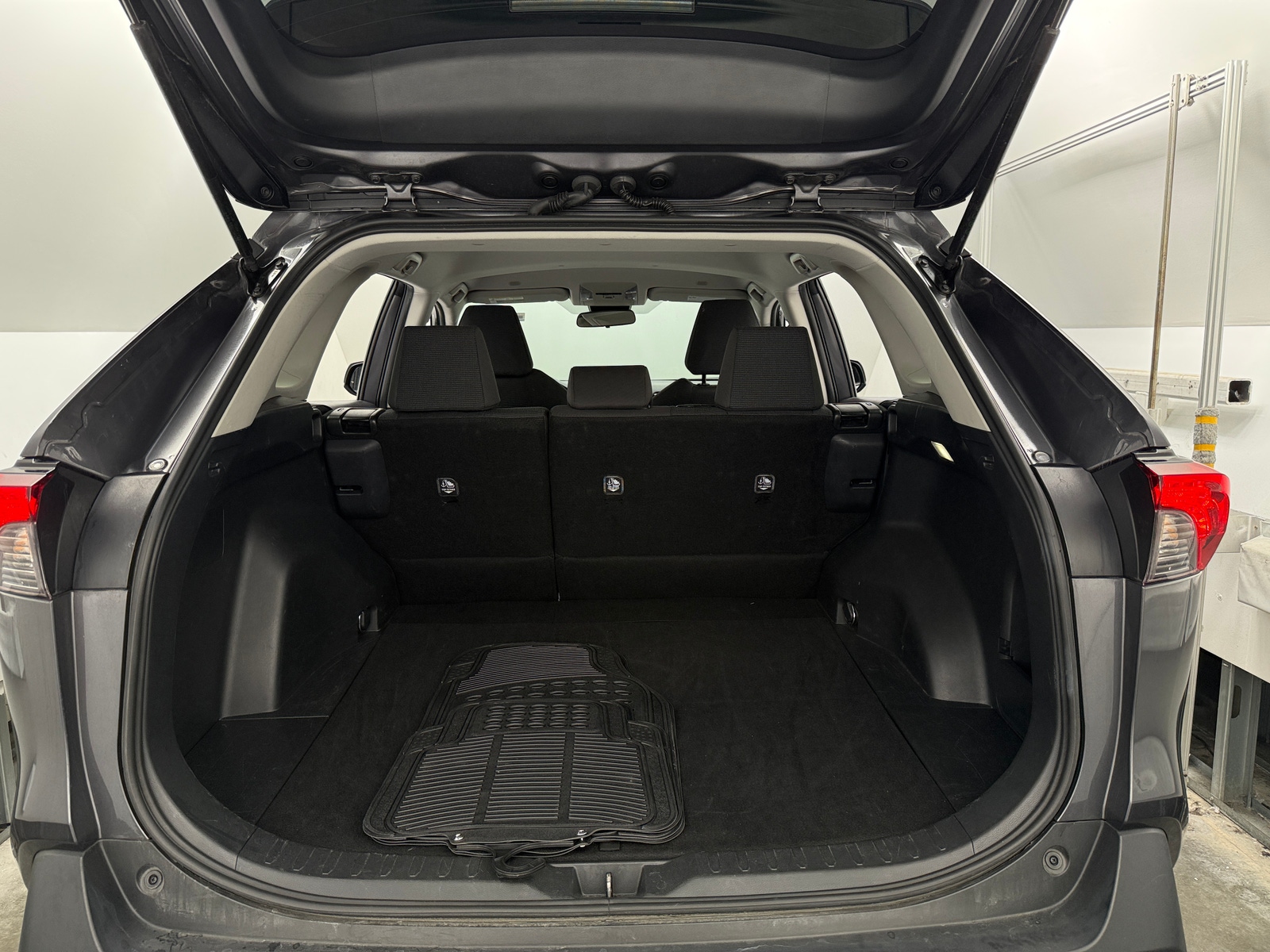 Thumbnail: 2024 Toyota RAV4 - 7