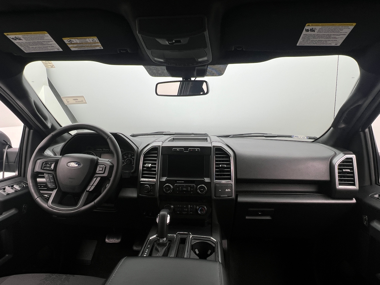 Thumbnail: 2019 Ford Econoline - 3