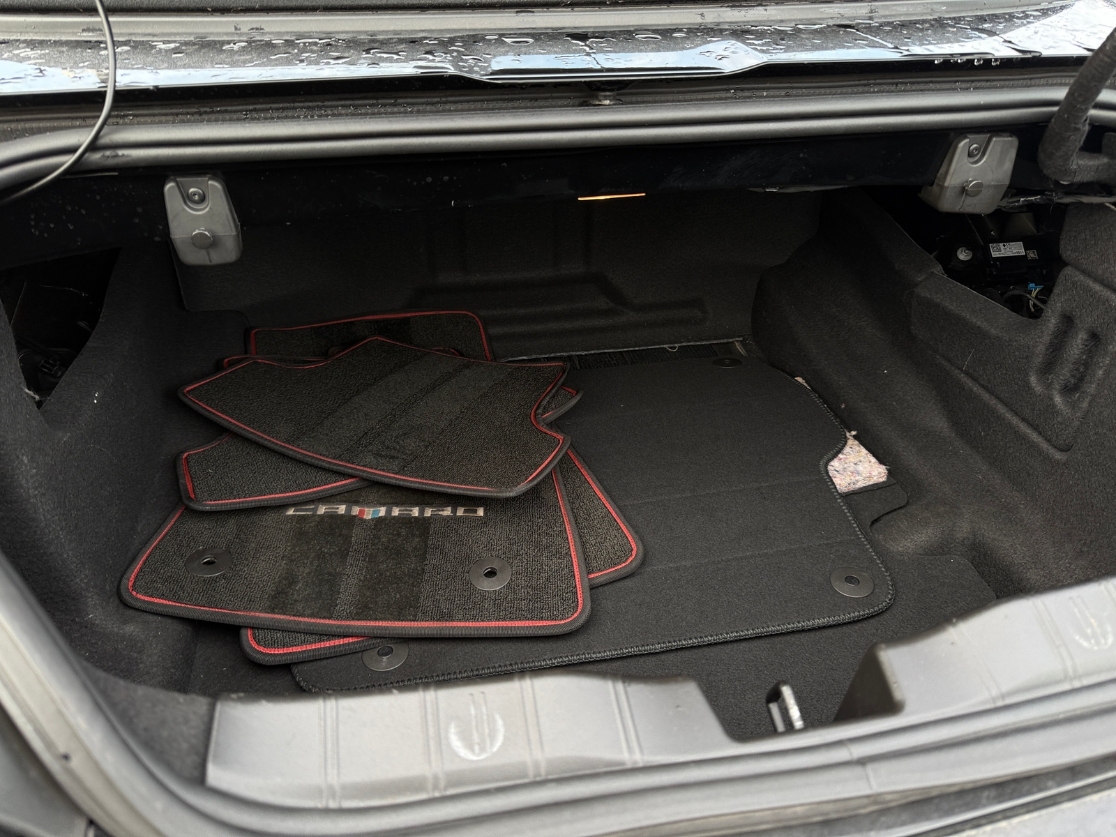 Thumbnail: 2018 Chevrolet Camaro - 6