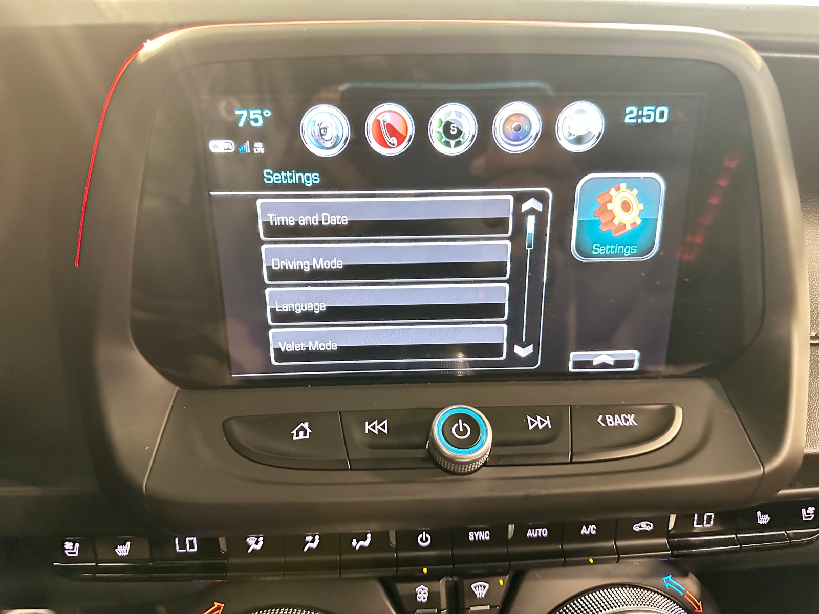 Thumbnail: 2018 Chevrolet Camaro - 3