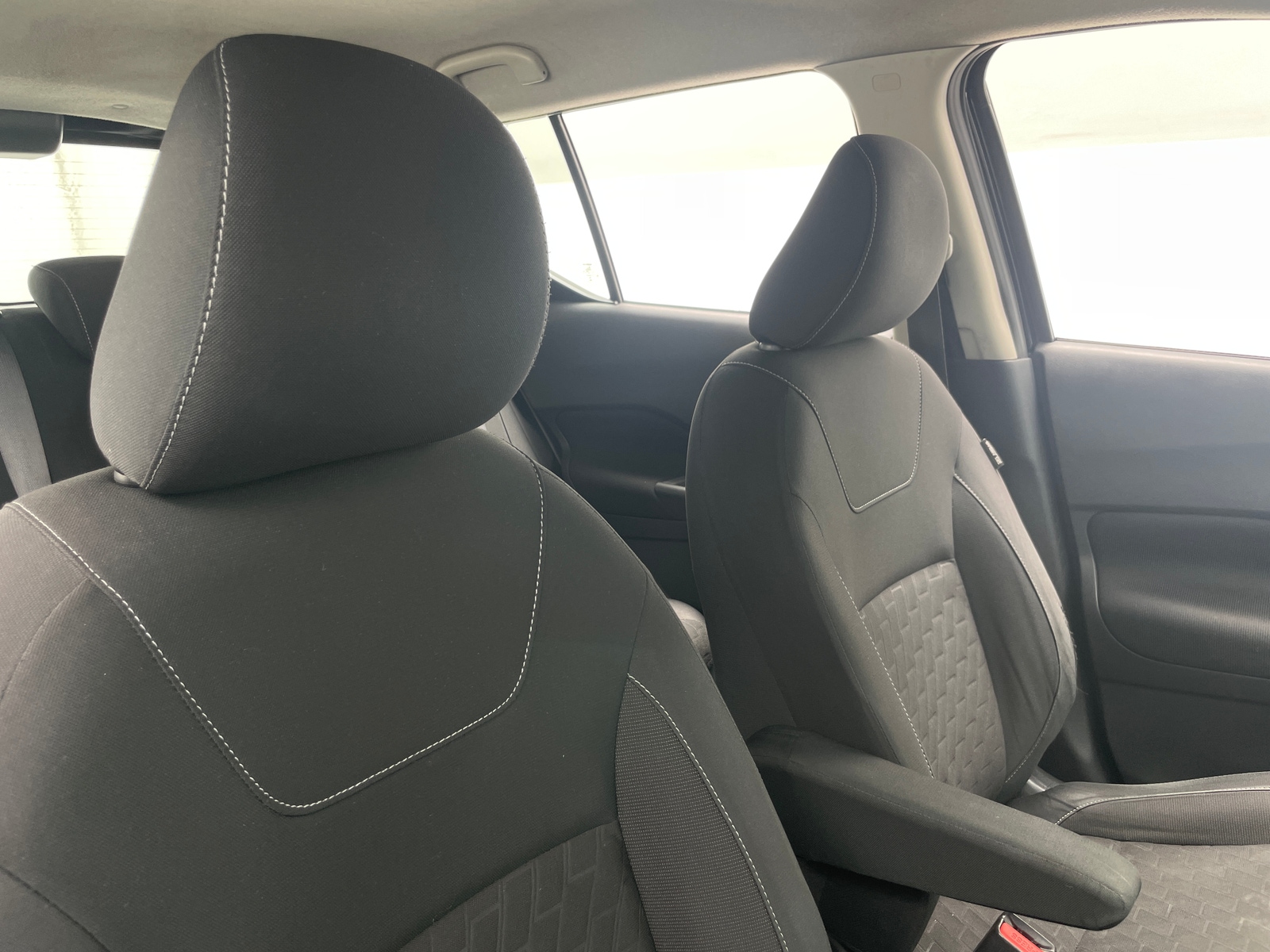 Thumbnail: 2021 Nissan Kicks - 2