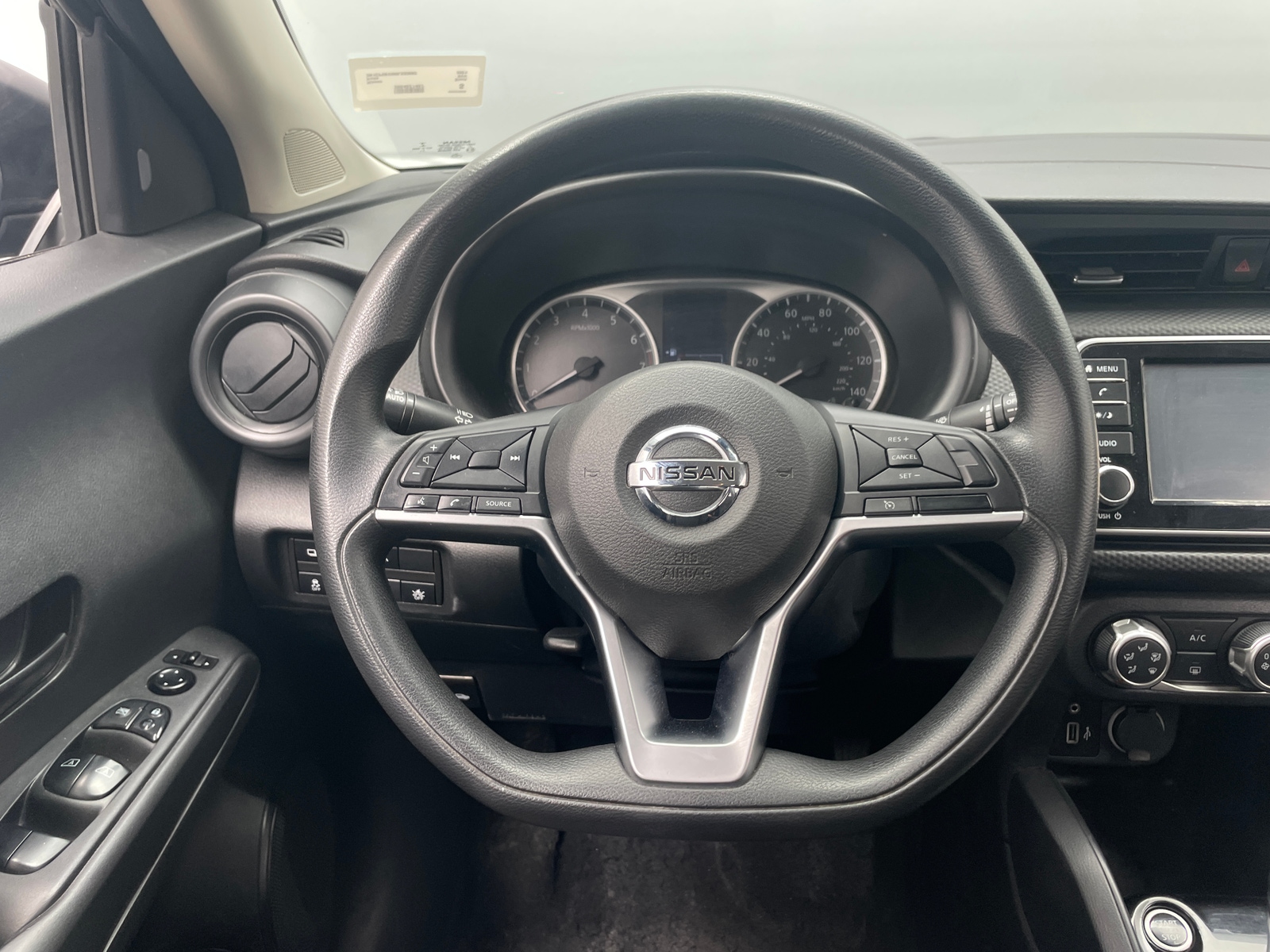 Thumbnail: 2021 Nissan Kicks - 5