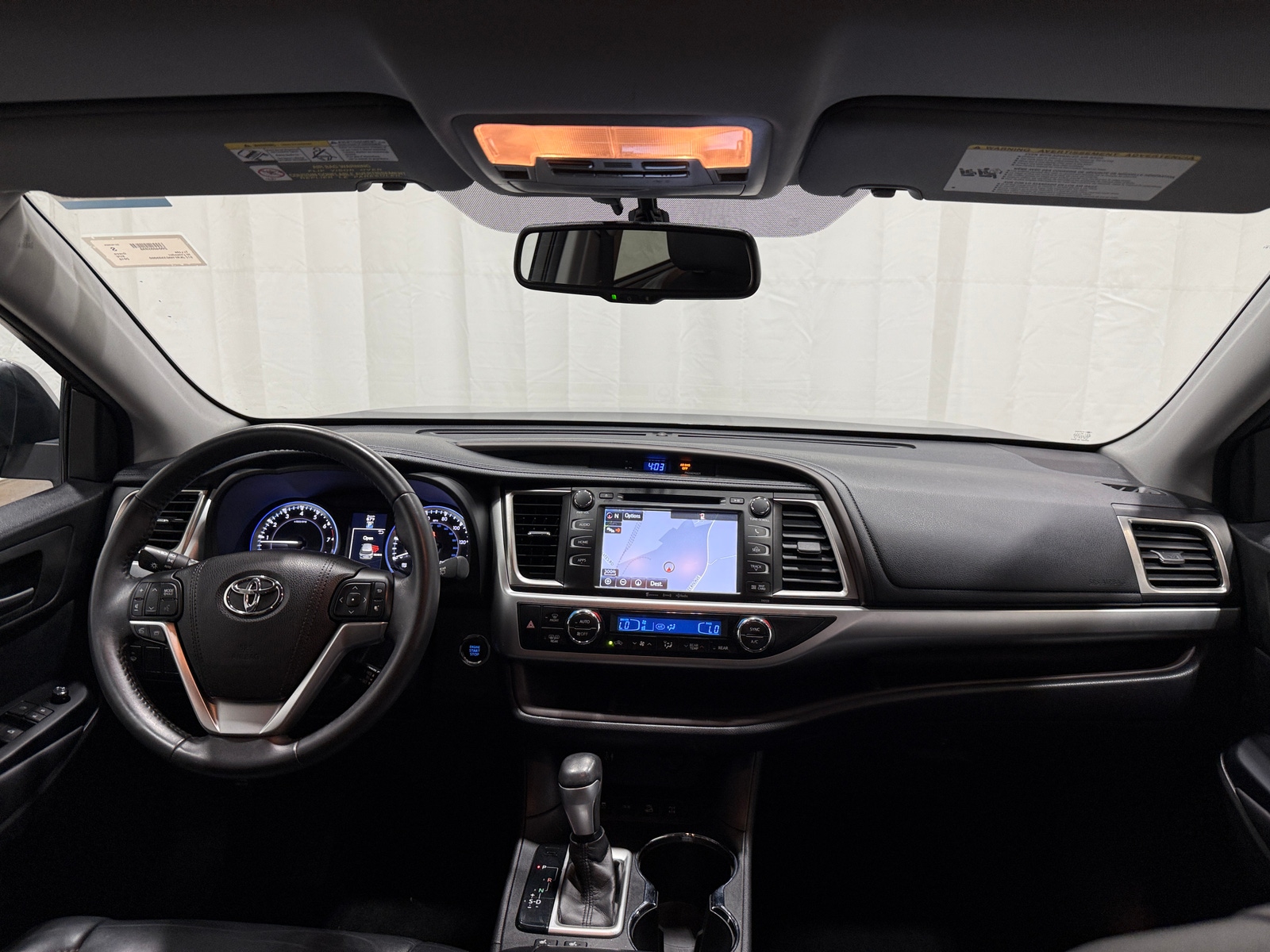 Thumbnail: 2016 Toyota Highlander - 2