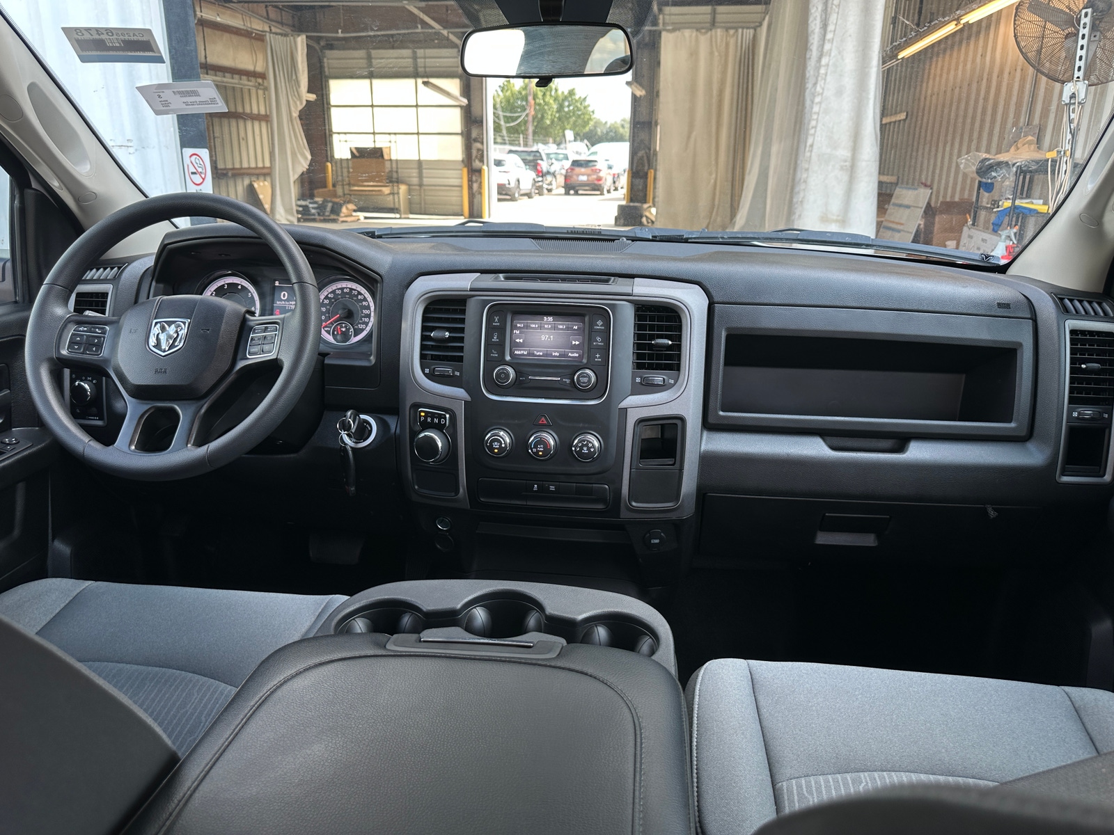 Thumbnail: 2024 RAM 1500 Classic - 3