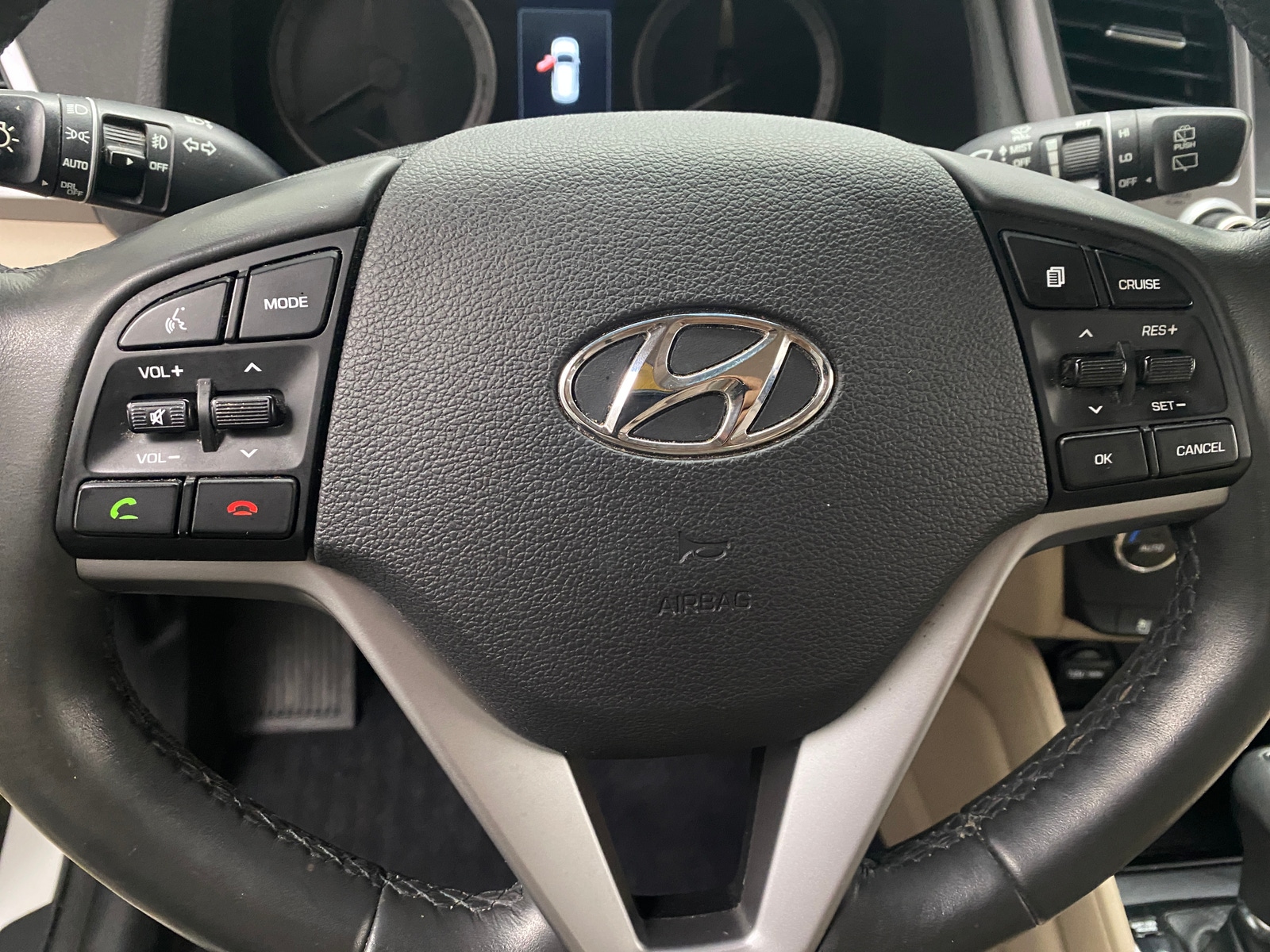 Thumbnail: 2018 Hyundai Tucson - 4