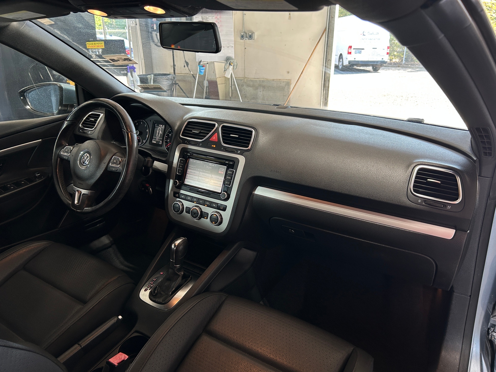 Thumbnail: 2013 Volkswagen Eos - 2