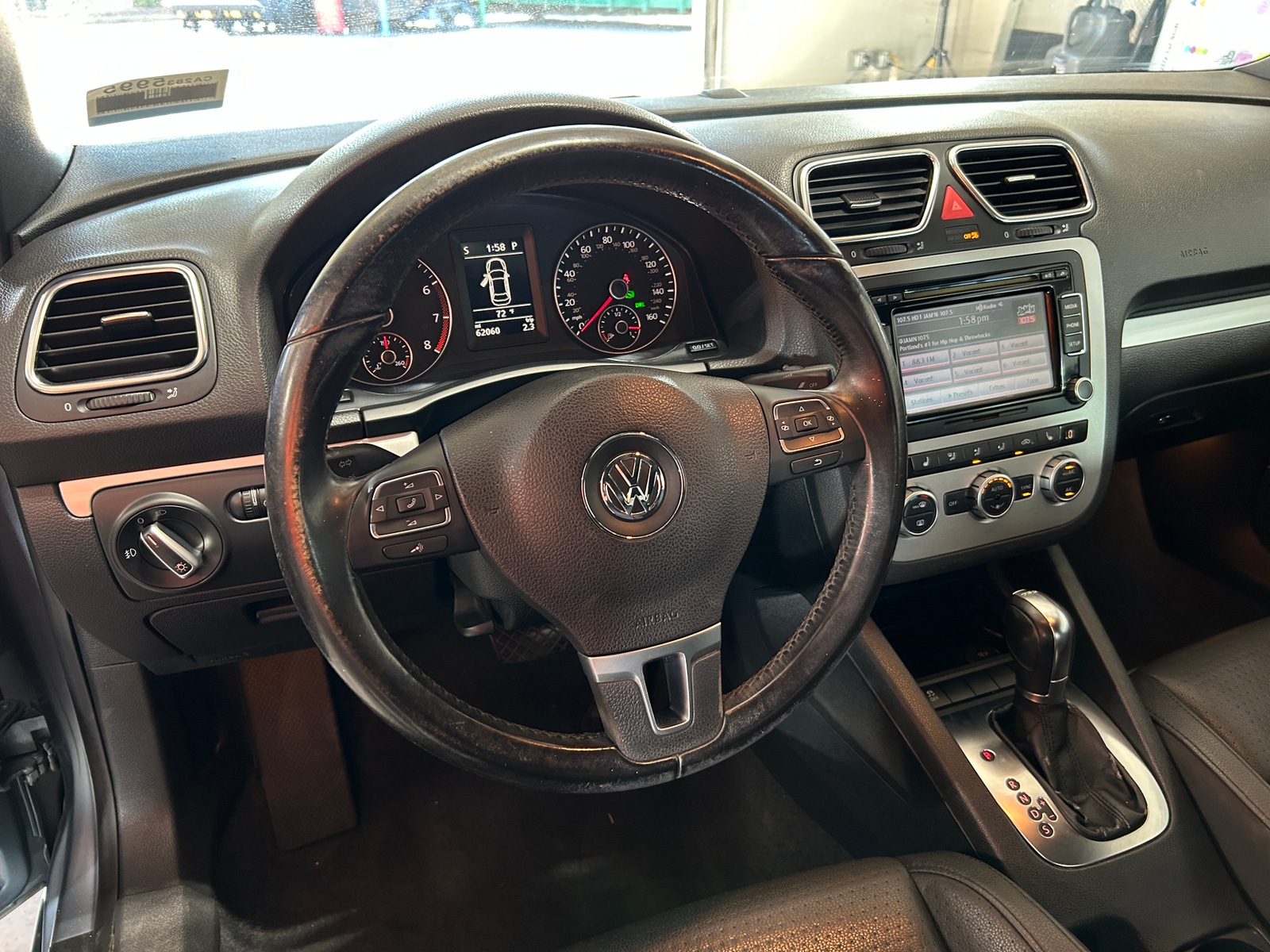 Thumbnail: 2013 Volkswagen Eos - 4