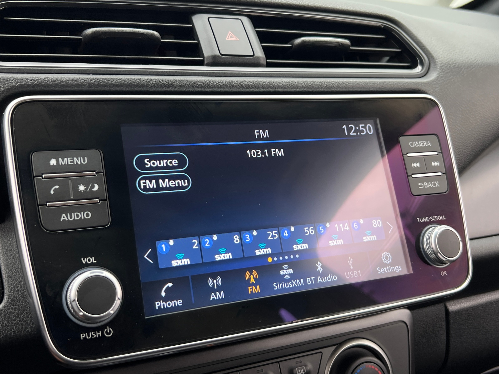 Thumbnail: 2023 Nissan Leaf - 4