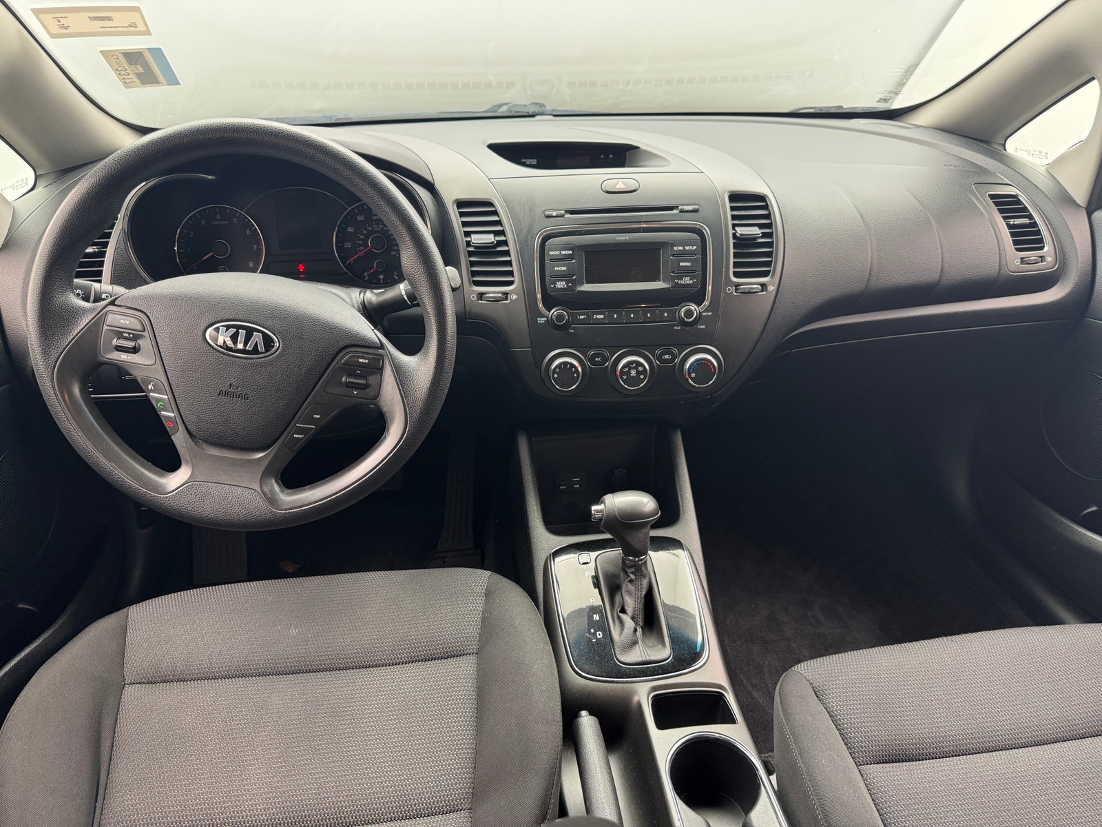 Thumbnail: 2017 Kia Forte - 3