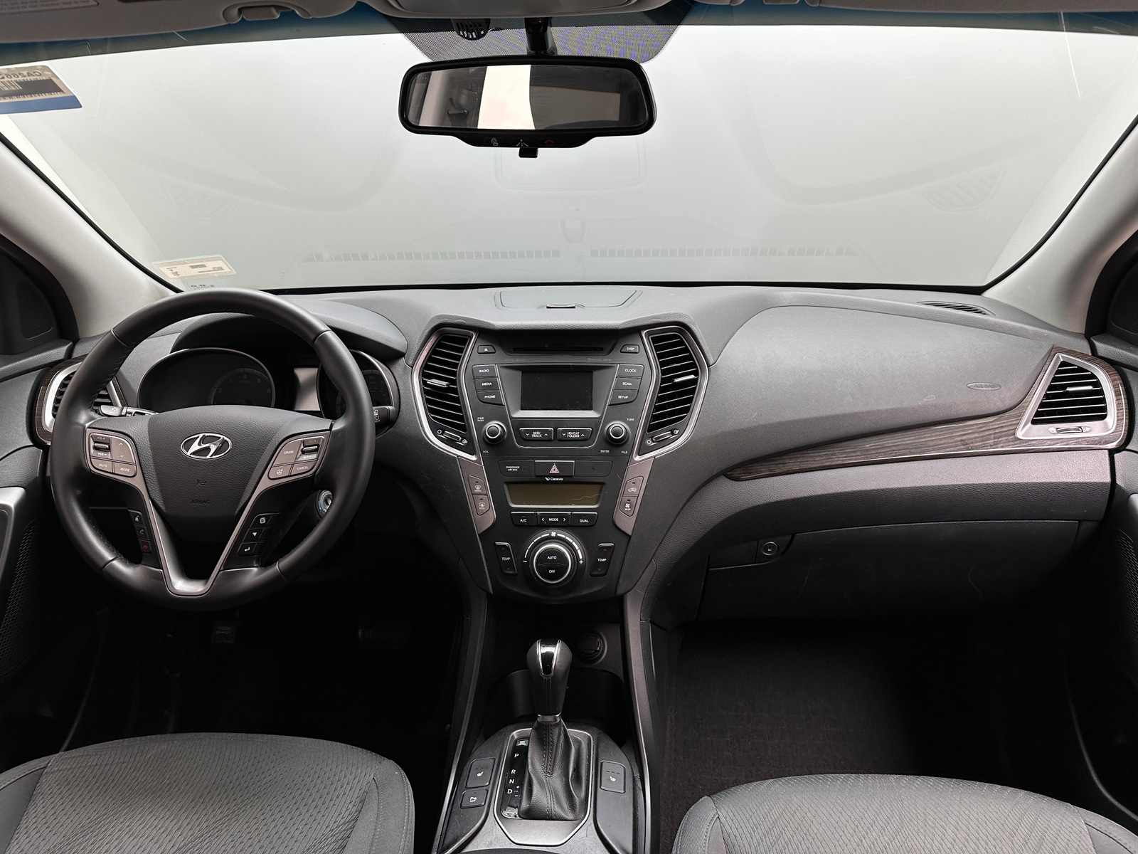 Thumbnail: 2016 Hyundai Santa Fe - 3