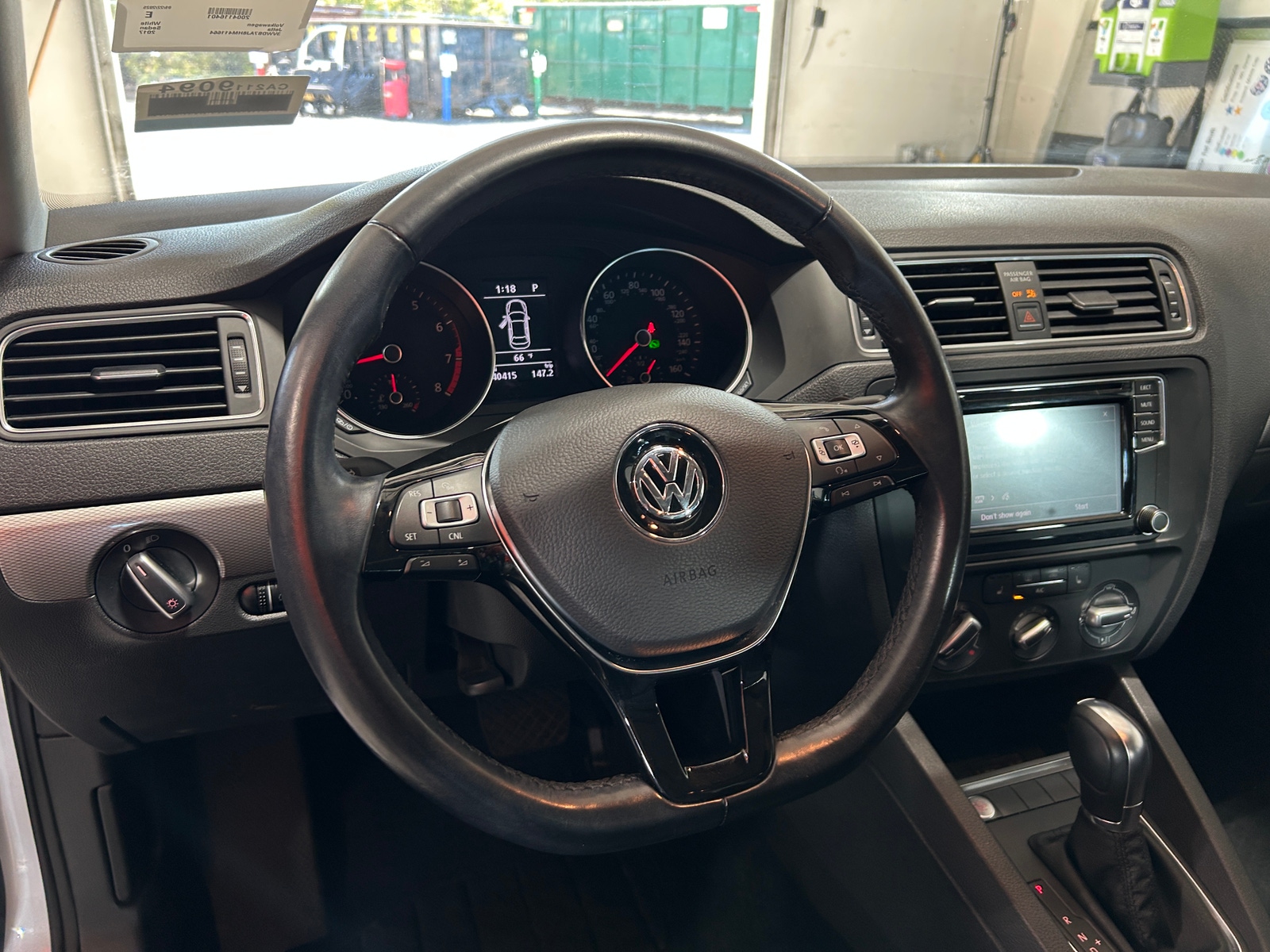 Thumbnail: 2017 Volkswagen Jetta - 4