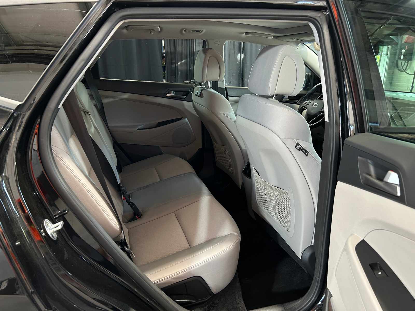 Thumbnail: 2017 Hyundai Tucson - 6