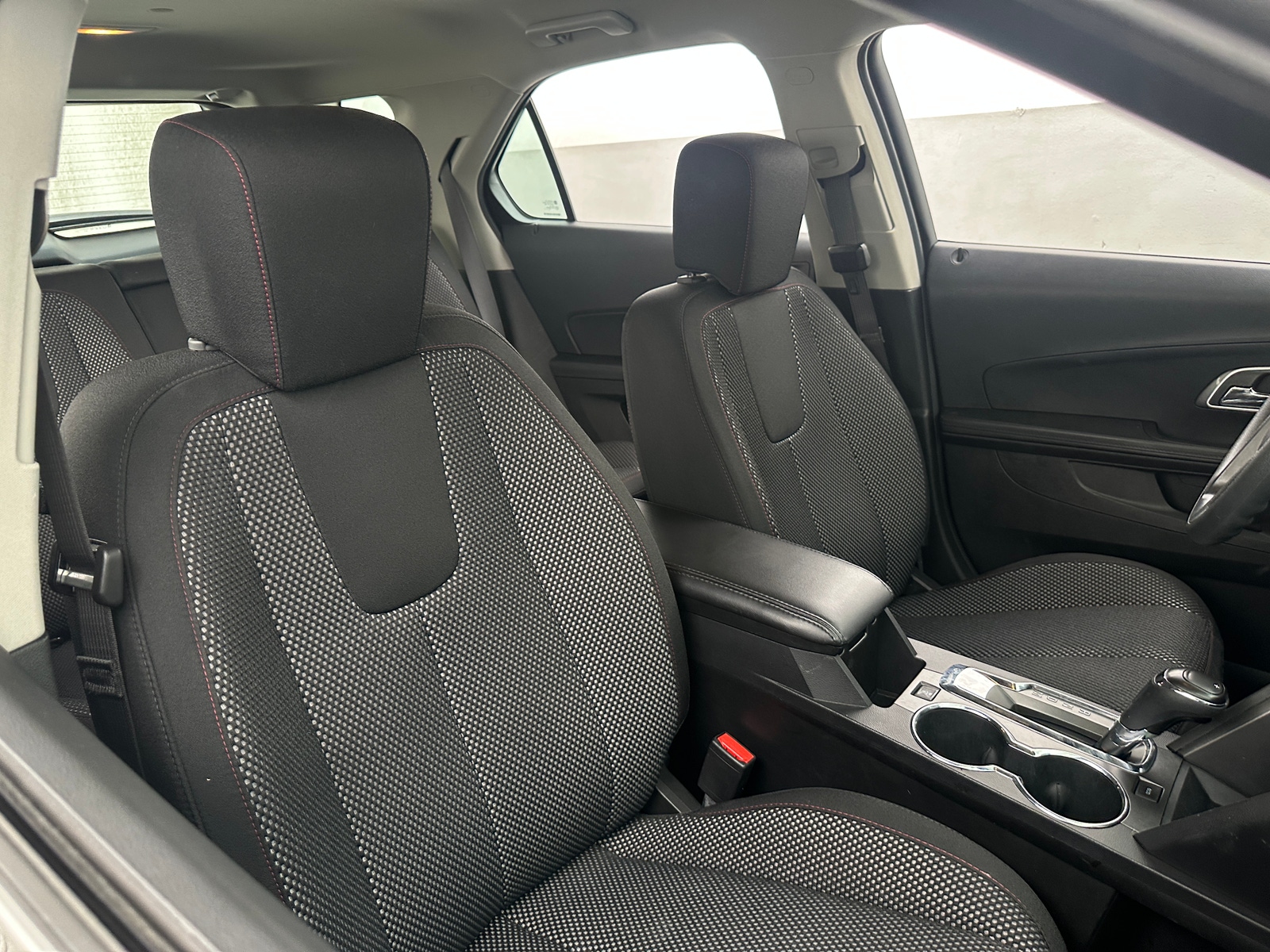 Thumbnail: 2017 Chevrolet Equinox - 2