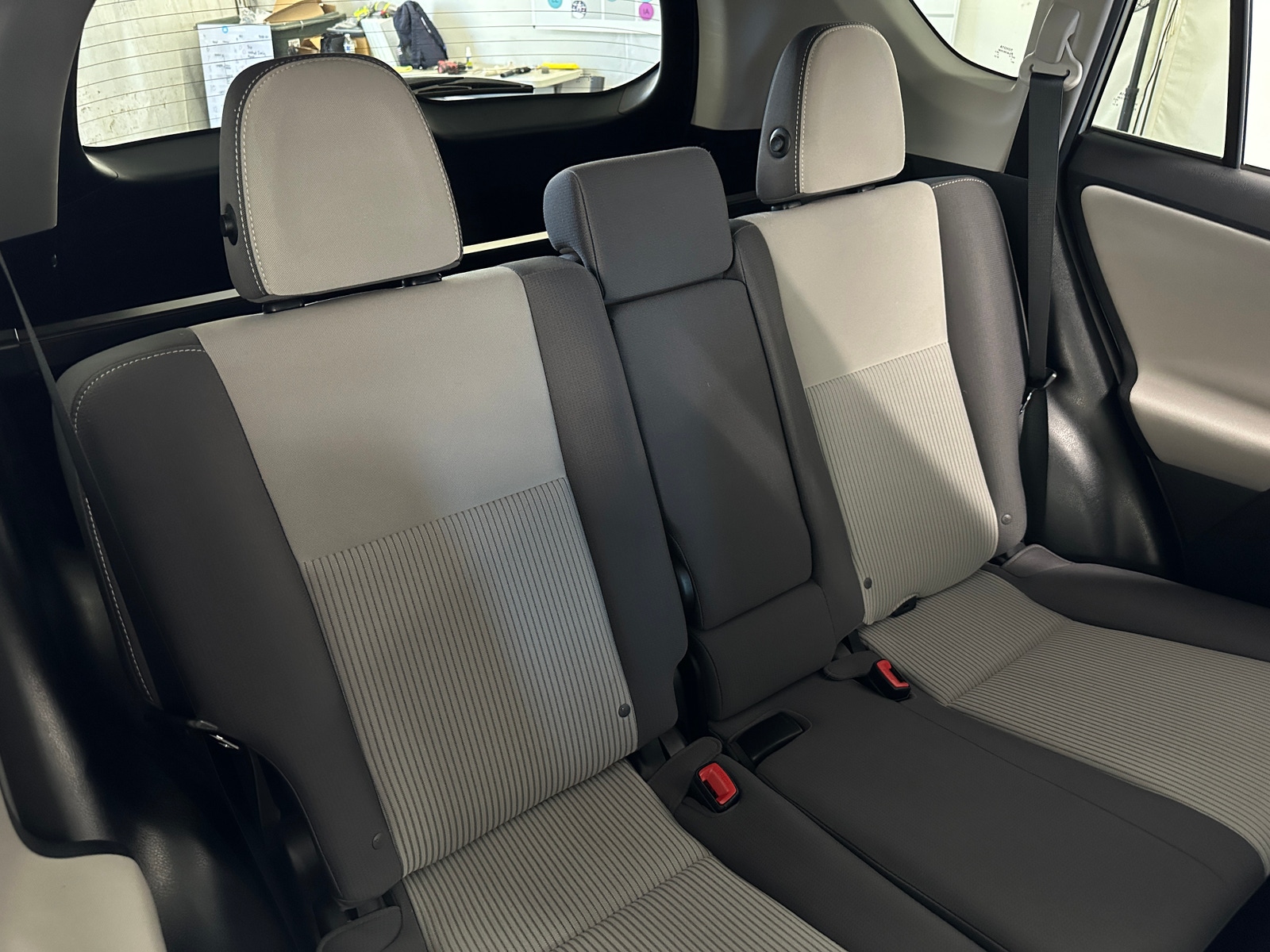 Thumbnail: 2015 Toyota RAV4 - 6