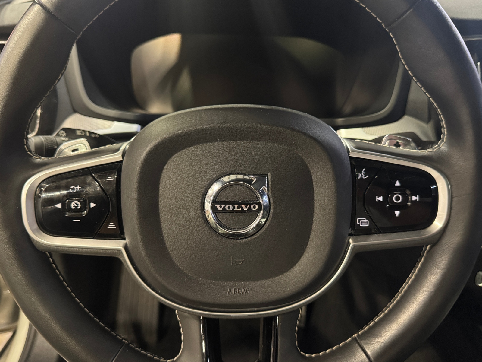 Thumbnail: 2019 Volvo S60 - 4