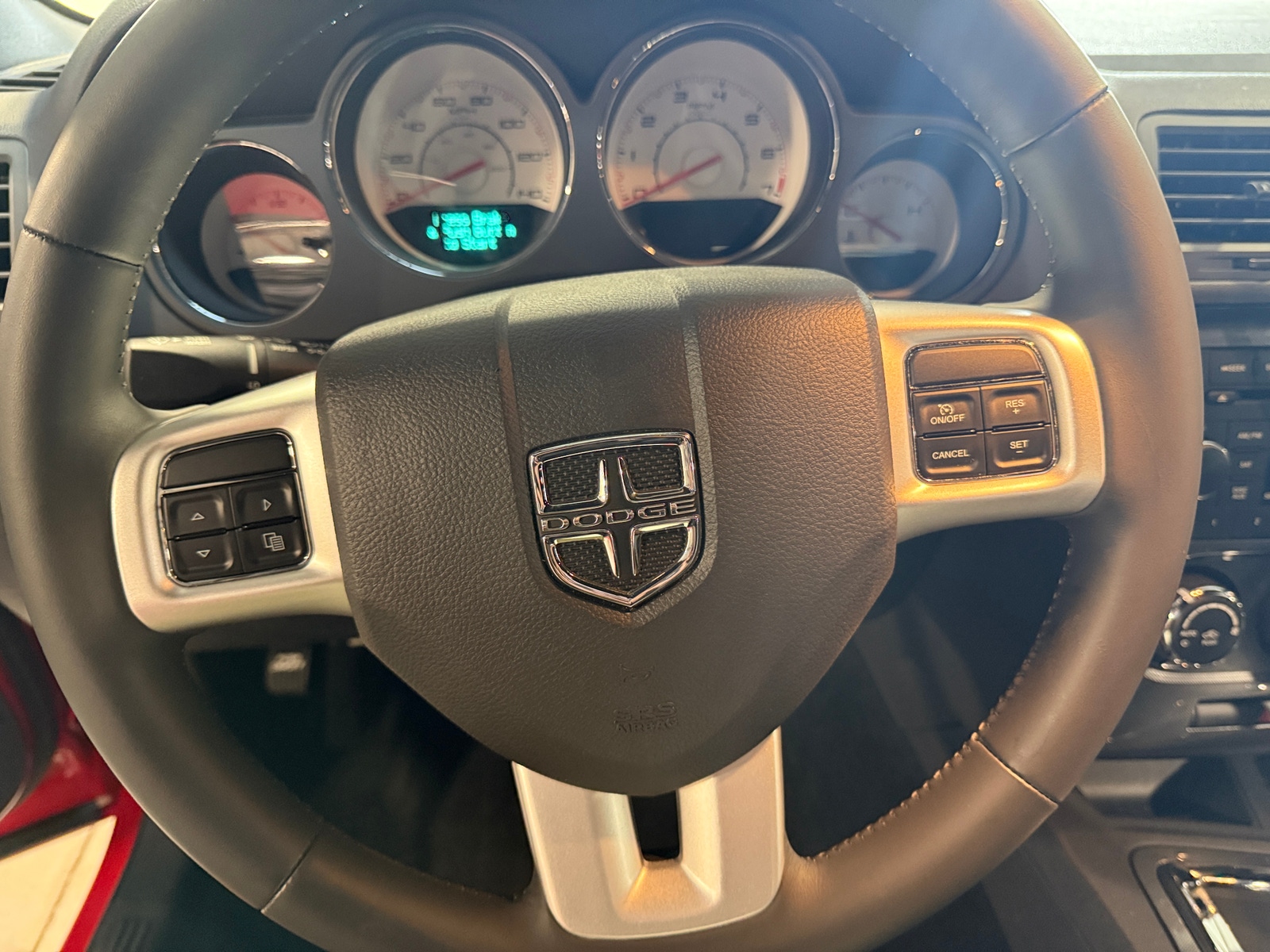 Thumbnail: 2014 Dodge Challenger - 4