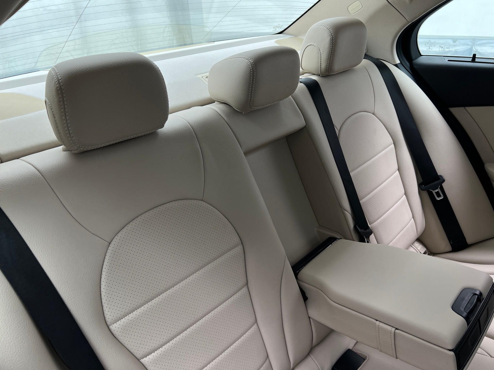 Thumbnail: 2016 Mercedes-Benz C-Class - 5