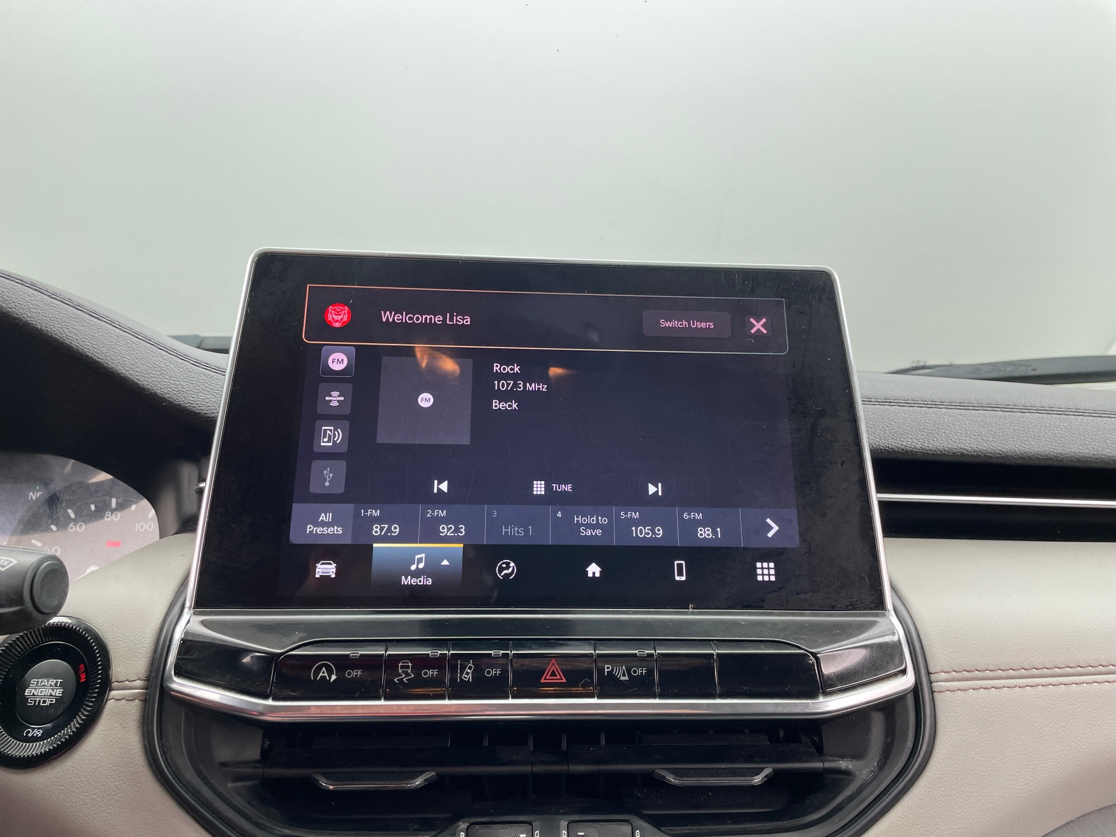 Thumbnail: 2022 Jeep Compass - 3