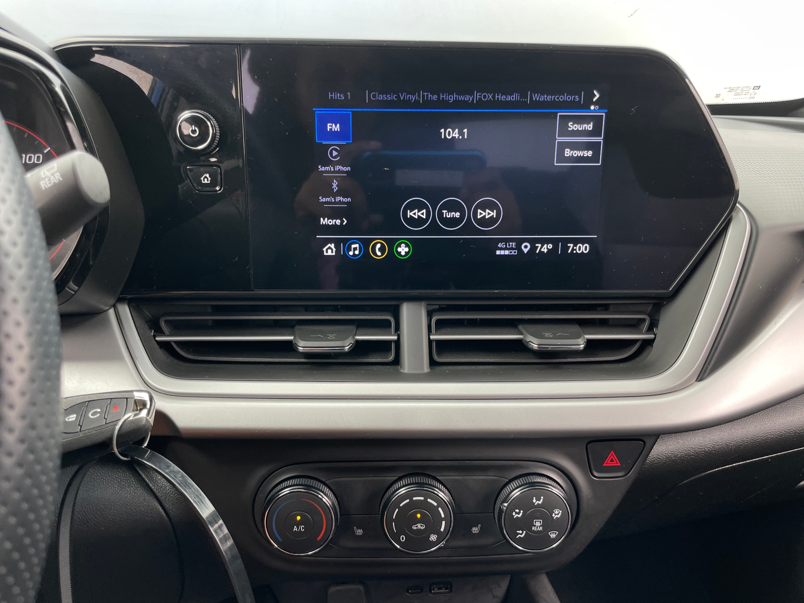 Thumbnail: 2024 Chevrolet Trax - 4