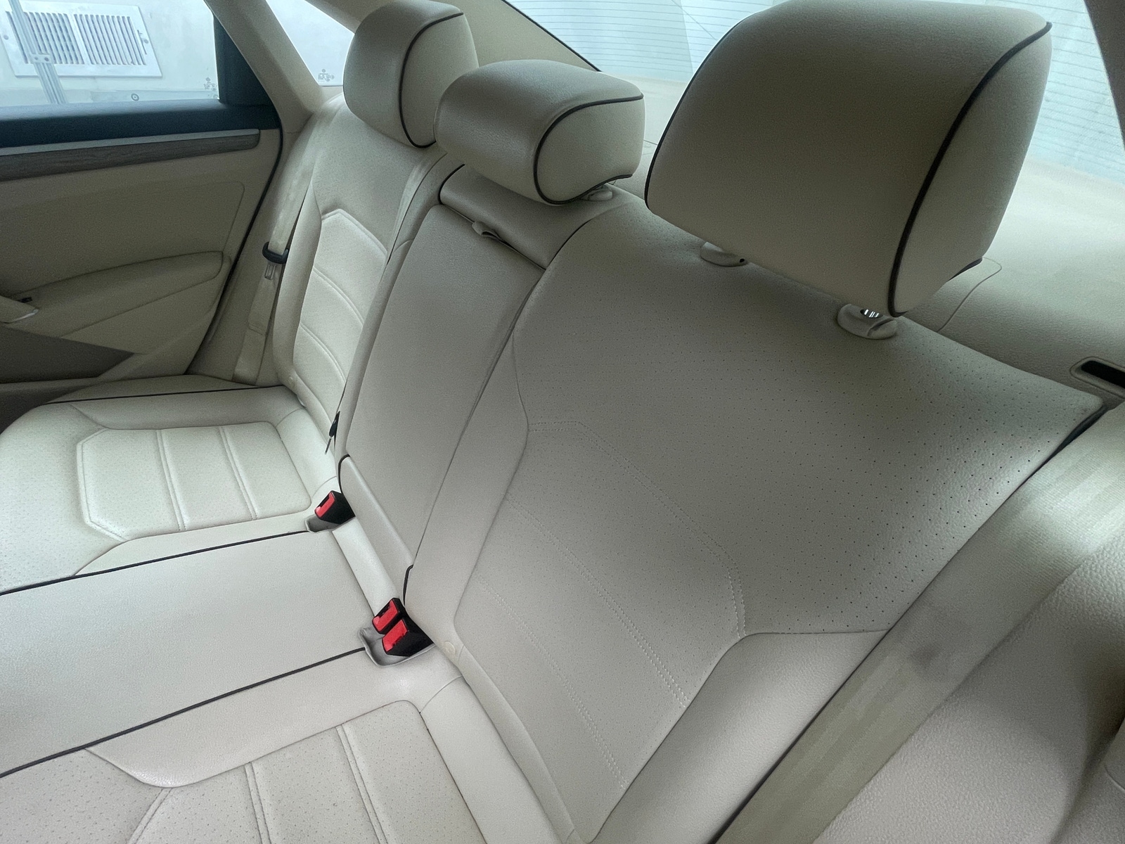 Thumbnail: 2016 Volkswagen Passat - 5