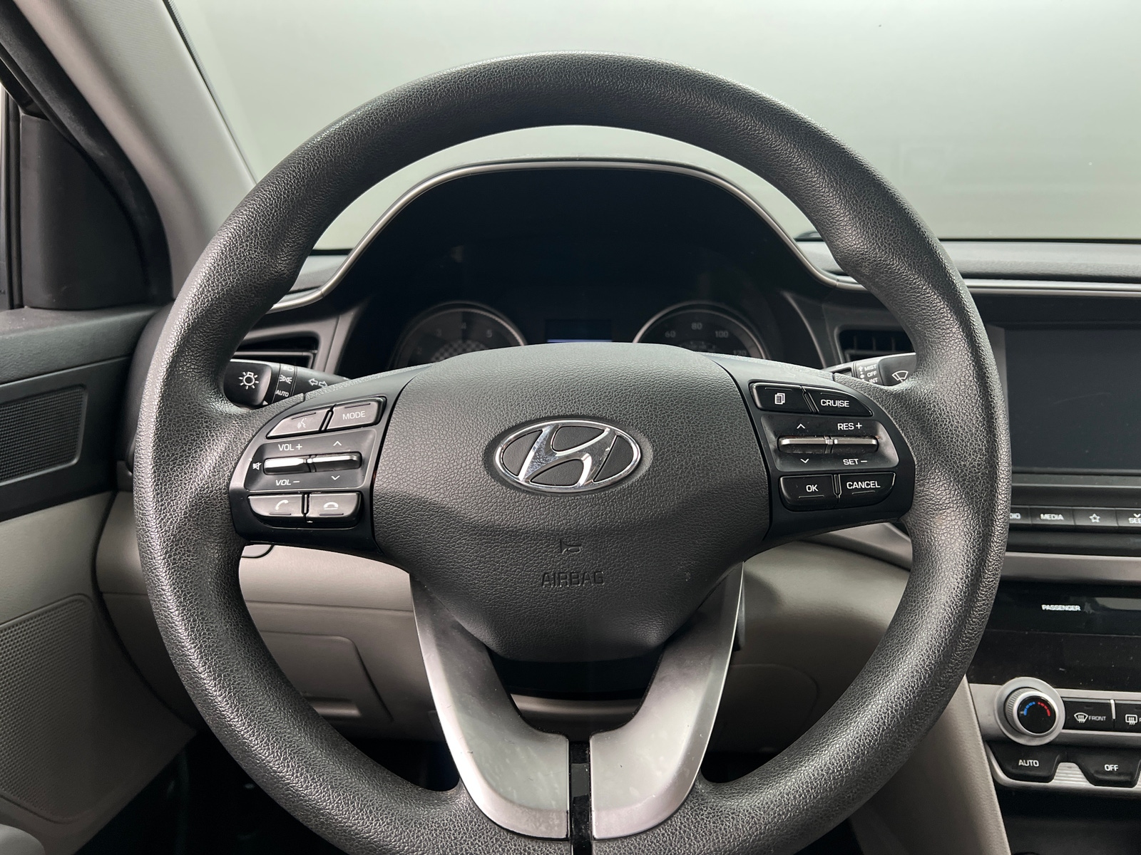 Thumbnail: 2020 Hyundai Elantra - 5
