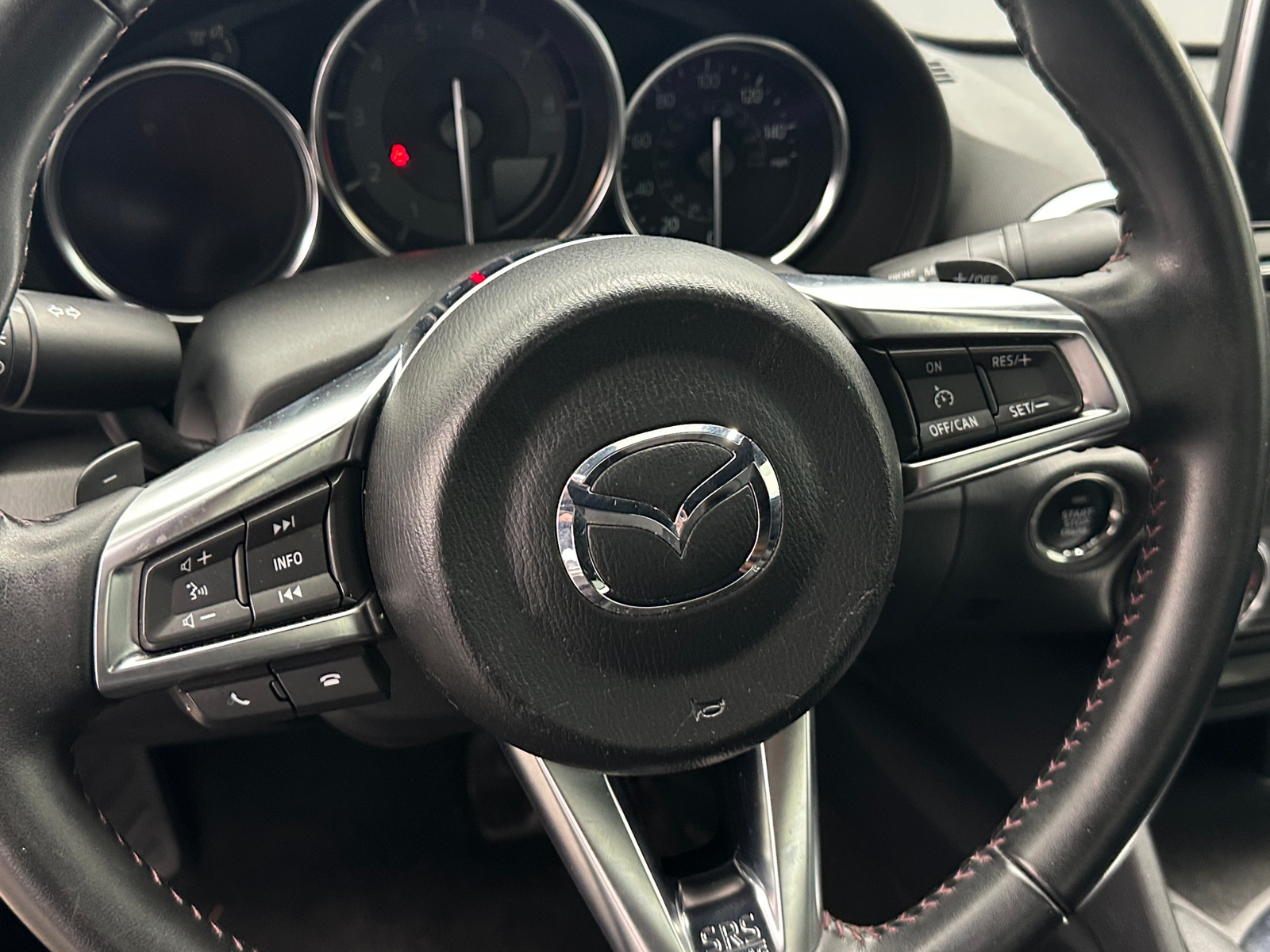 Thumbnail: 2016 Mazda MX-5 Miata - 4
