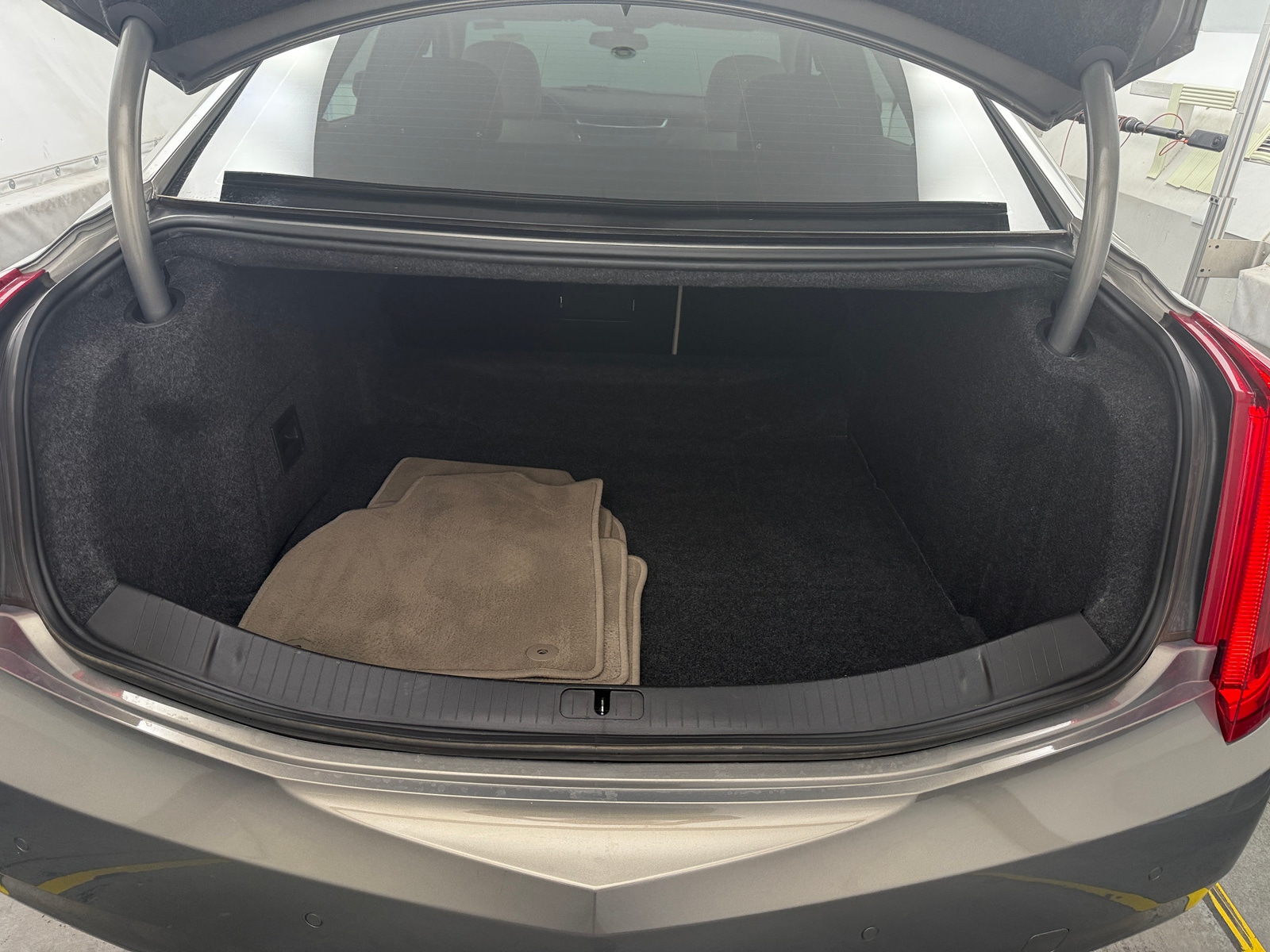 Thumbnail: 2017 Cadillac XTS - 6