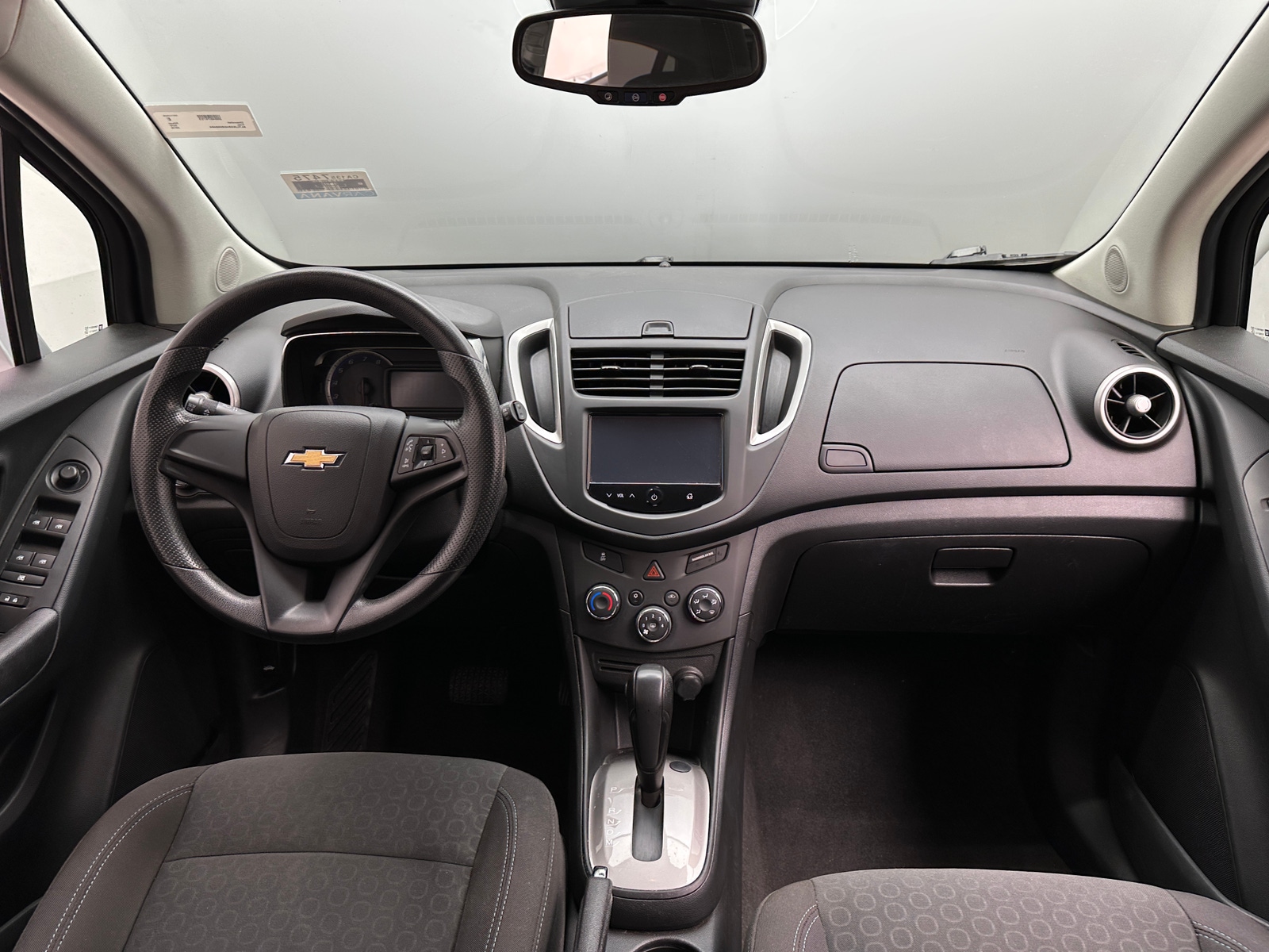 Thumbnail: 2016 Chevrolet Trax - 3