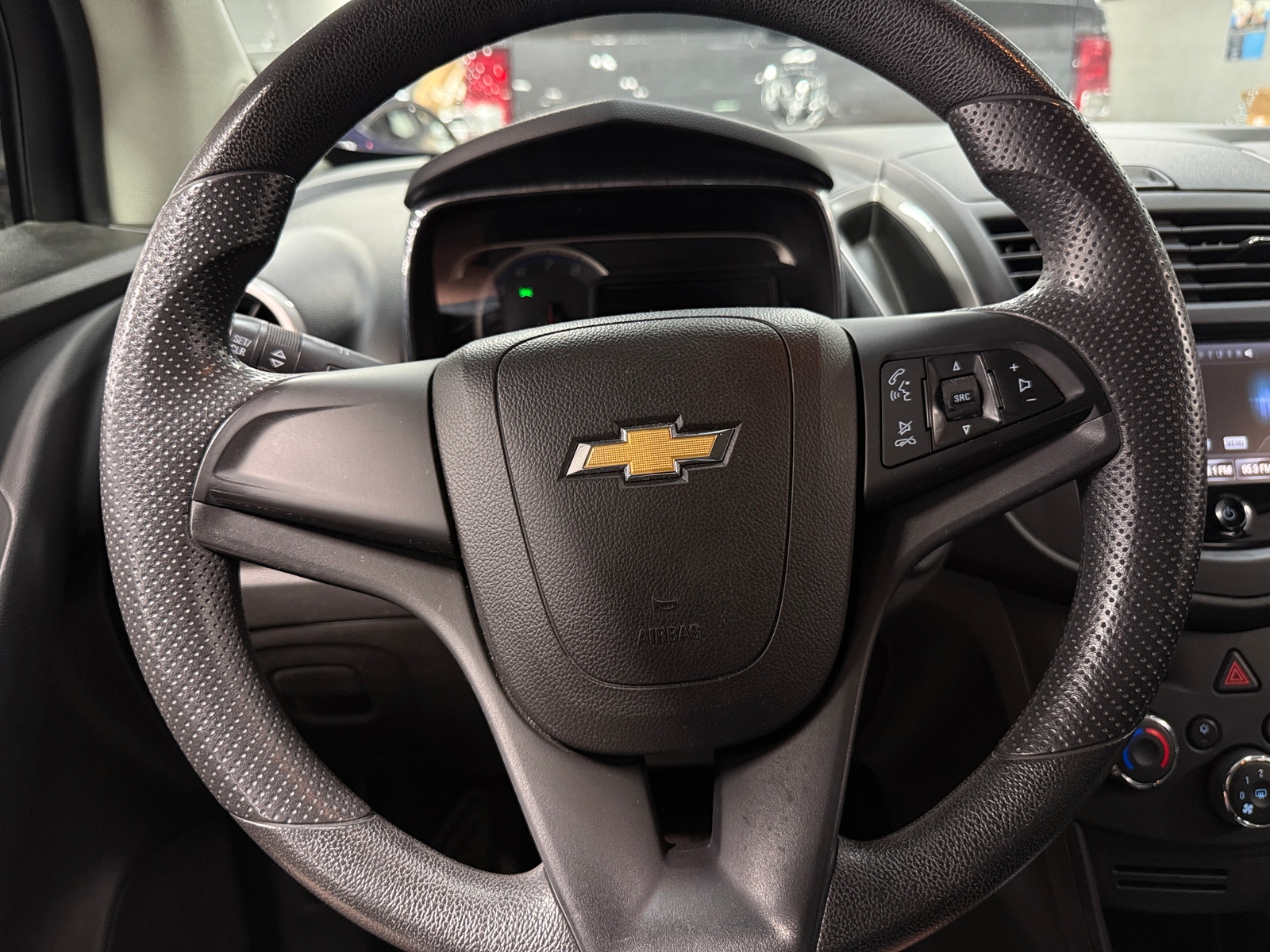 Thumbnail: 2016 Chevrolet Trax - 5