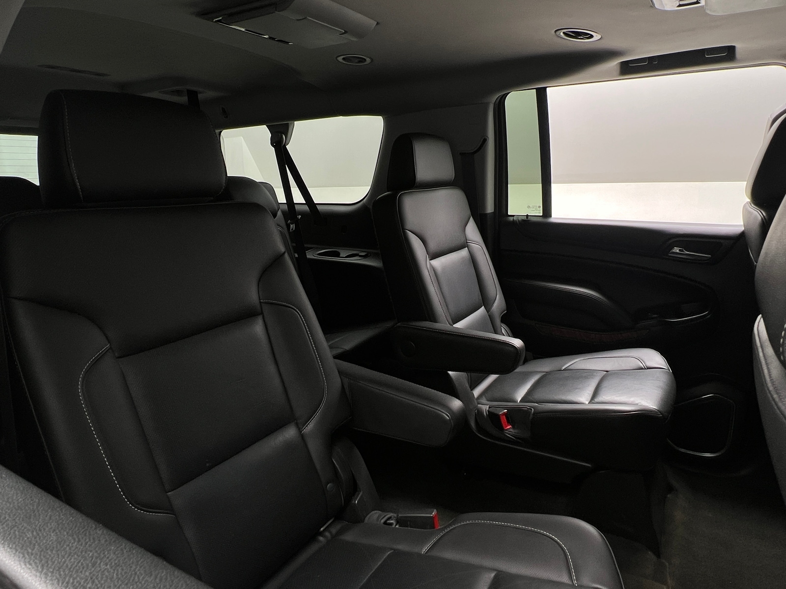 Thumbnail: 2017 Chevrolet Suburban - 5