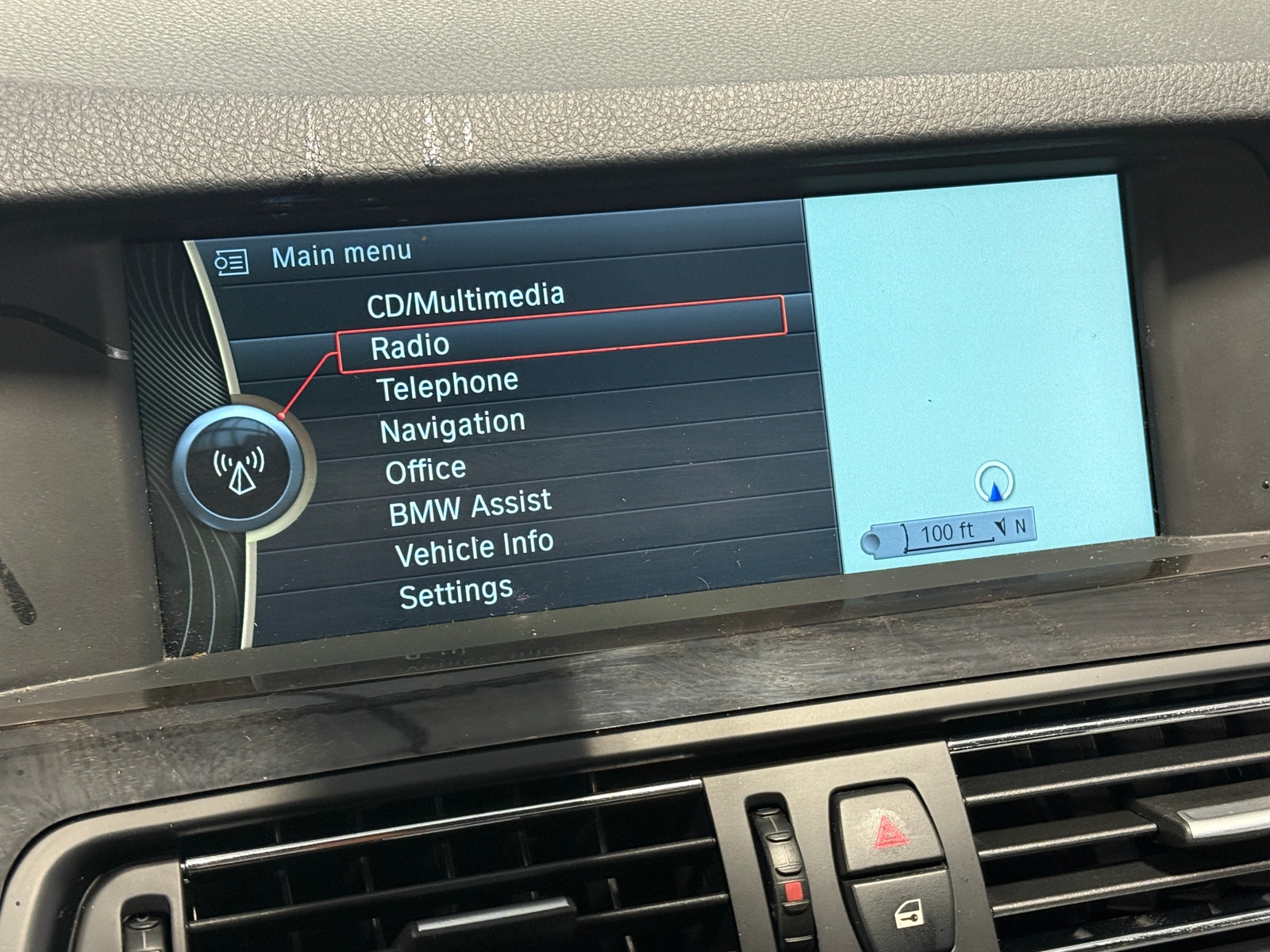 Thumbnail: 2011 BMW 5 Series - 3