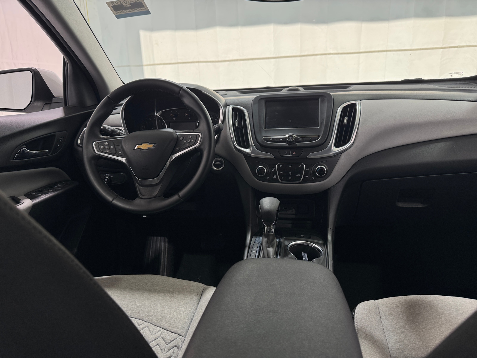 Thumbnail: 2023 Chevrolet Equinox - 3