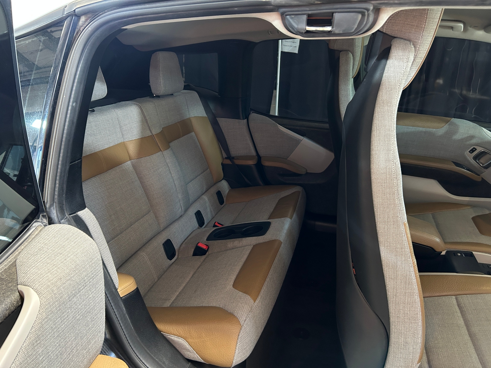 Thumbnail: 2015 BMW i3 - 6