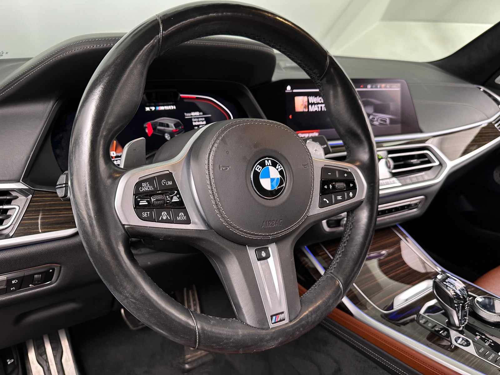Thumbnail: 2021 BMW X7 - 4