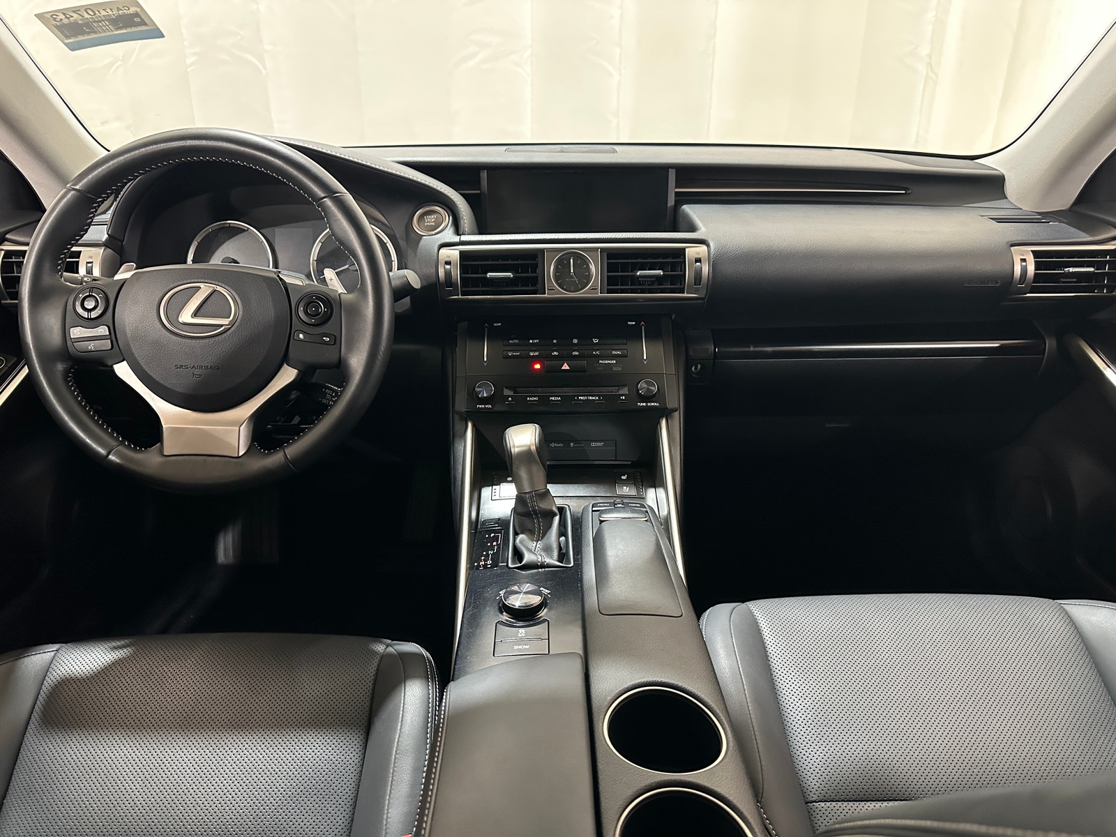 Thumbnail: 2014 Lexus IS - 2