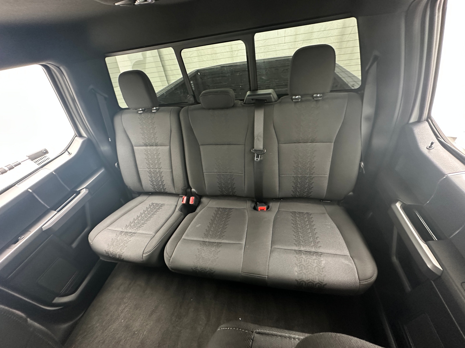 Thumbnail: 2019 Ford Econoline - 6