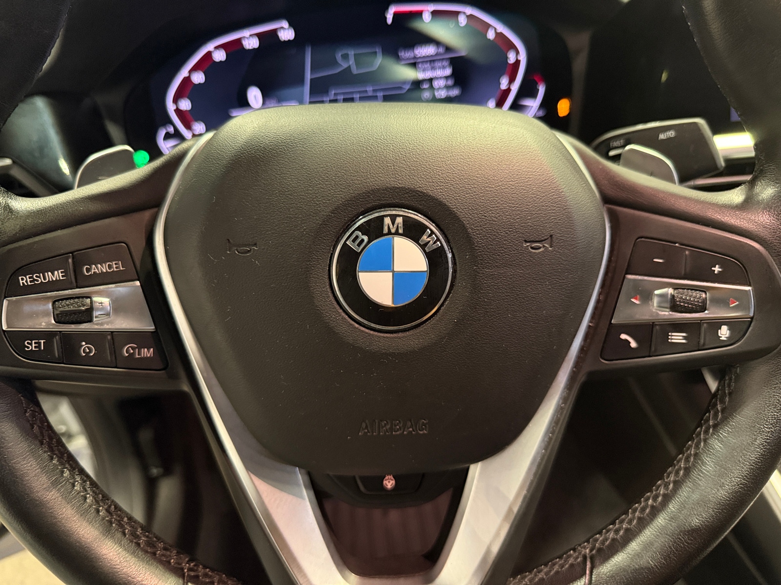 Thumbnail: 2019 BMW 3 Series - 4
