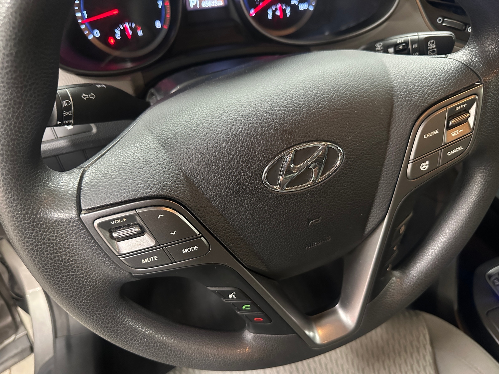 Thumbnail: 2014 Hyundai Santa Fe - 5