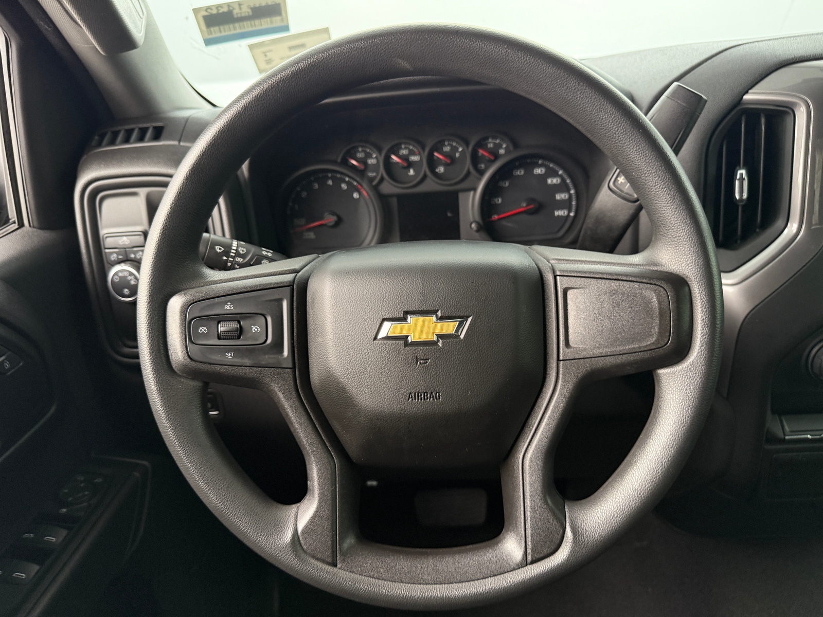 Thumbnail: 2022 Chevrolet Silverado 1500 - 5