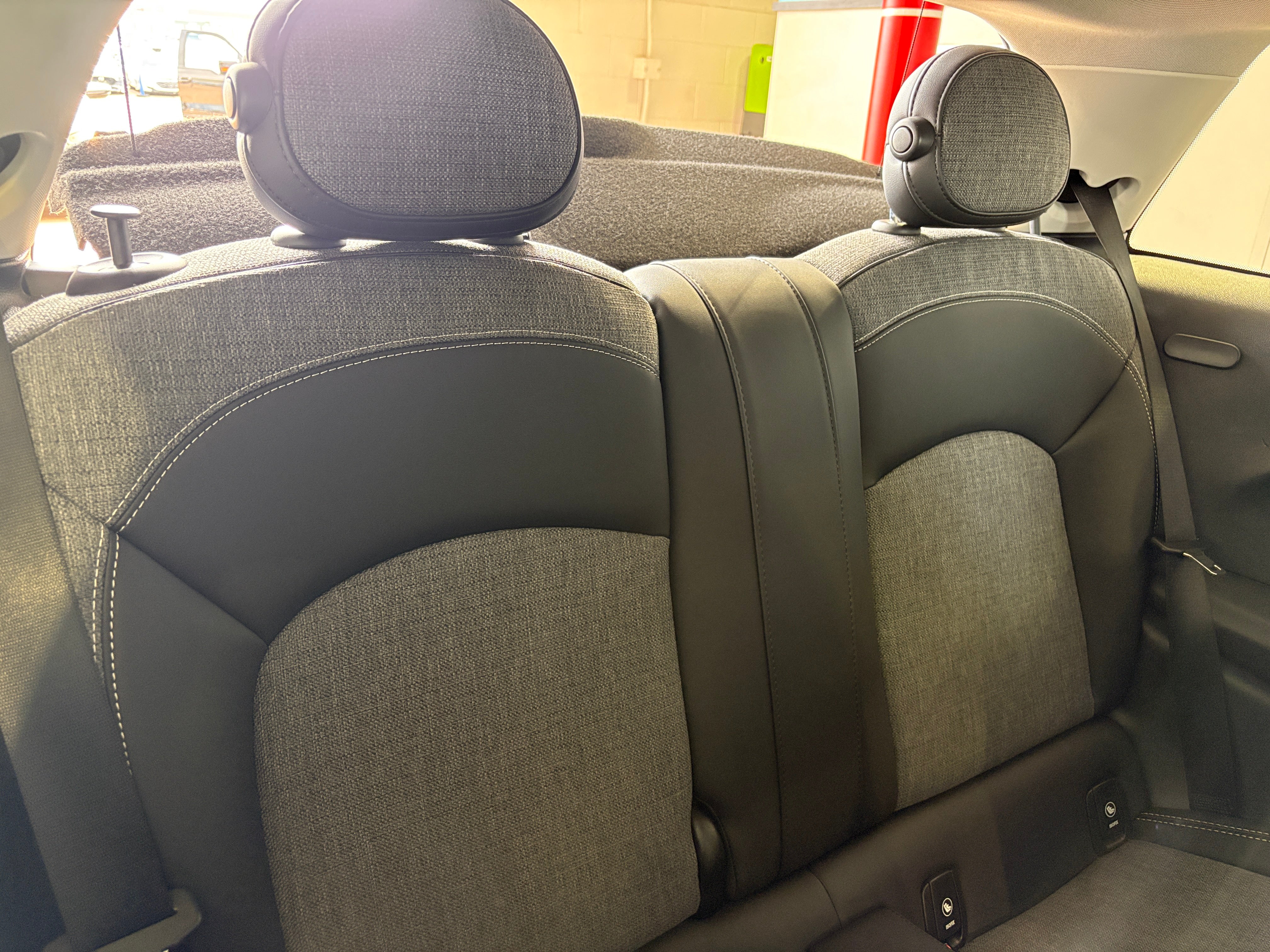 Used 2023 MINI Hardtop 2 Door SE with VIN WMW13DJ01P2T31246 for sale in Oak Creek, WI