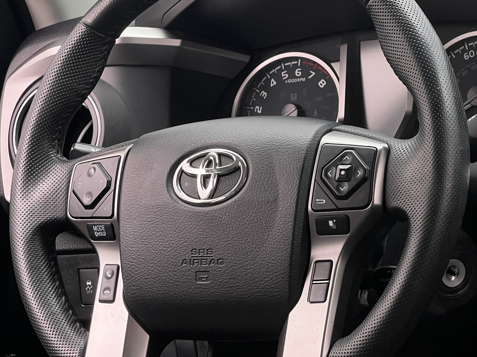Thumbnail: 2021 Toyota Tacoma - 5