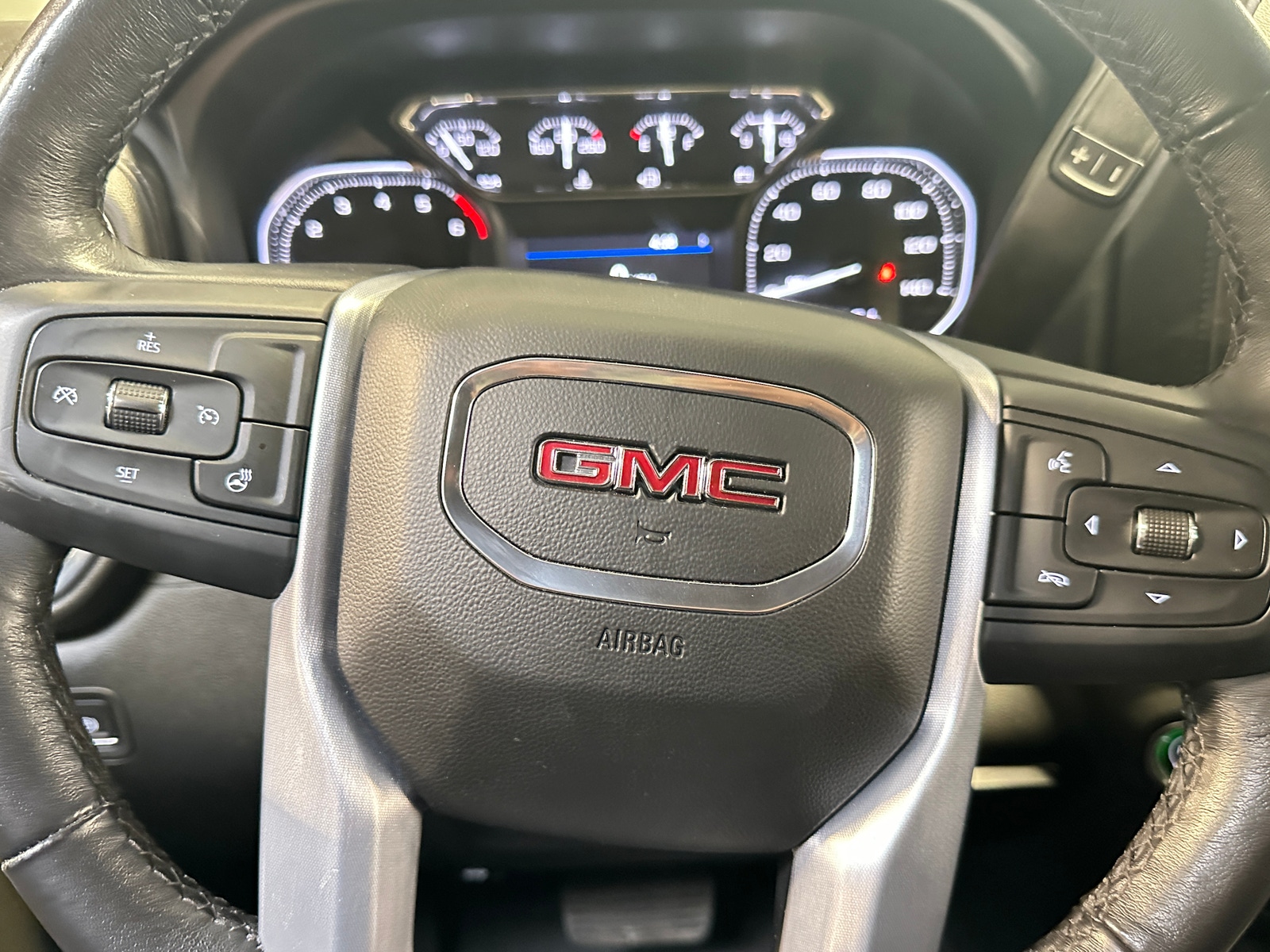 Thumbnail: 2022 GMC Sierra 1500 - 5