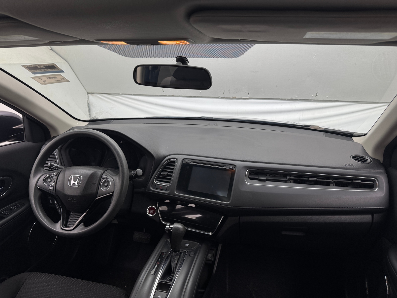 Thumbnail: 2016 Honda HR-V - 3