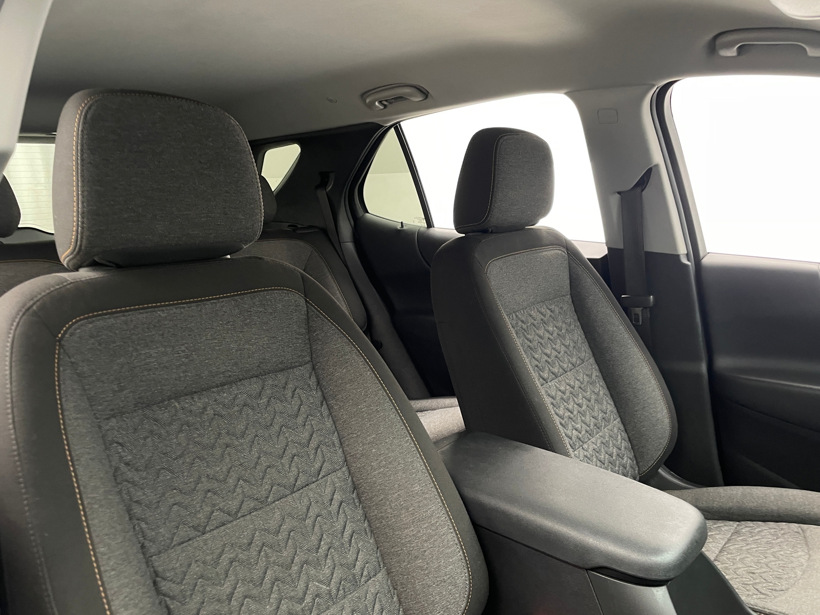 Thumbnail: 2022 Chevrolet Equinox - 2